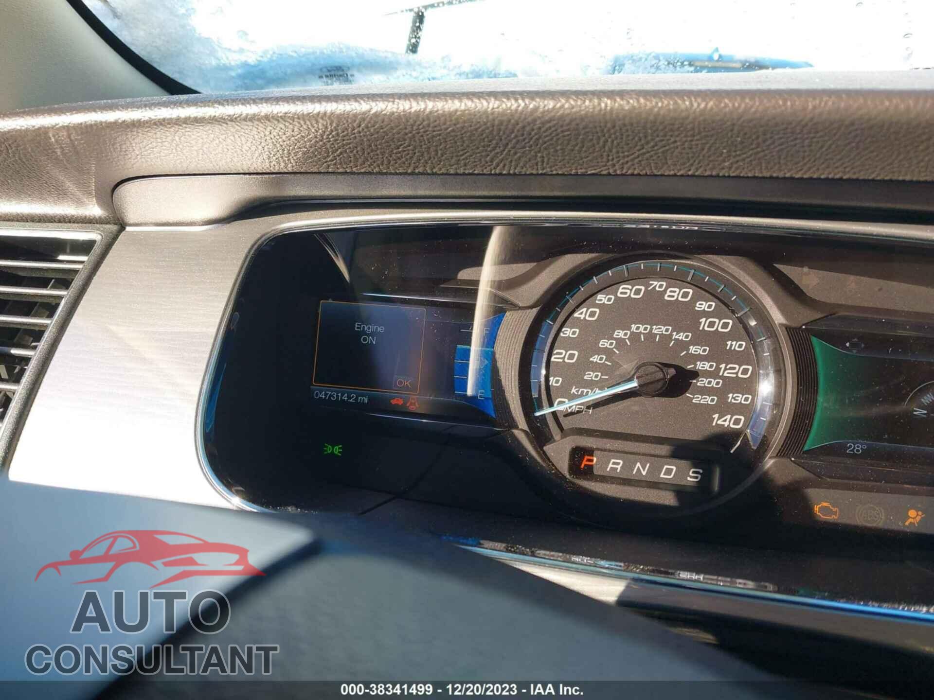 FORD TAURUS 2018 - 1FAHP2E86JG113751