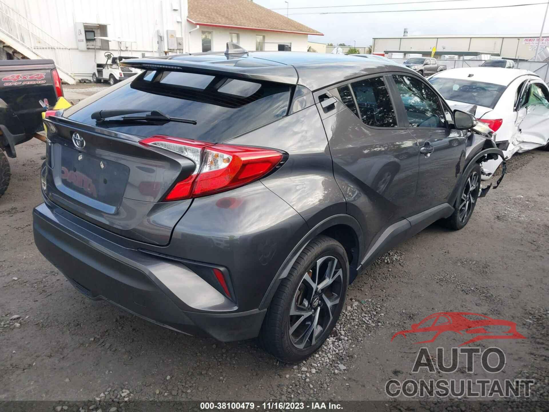 TOYOTA C-HR 2018 - NMTKHMBX7JR010833