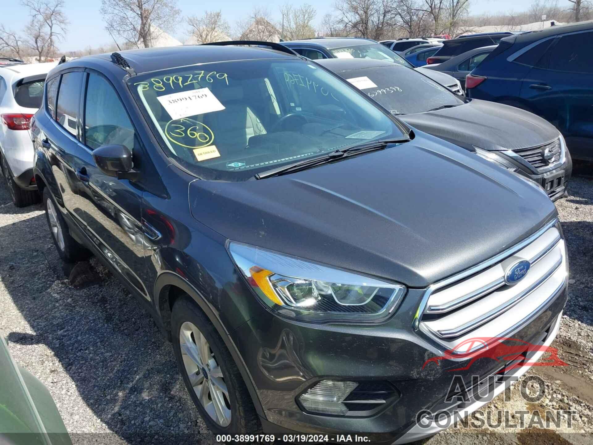 FORD ESCAPE 2017 - 1FMCU0G95HUA25627