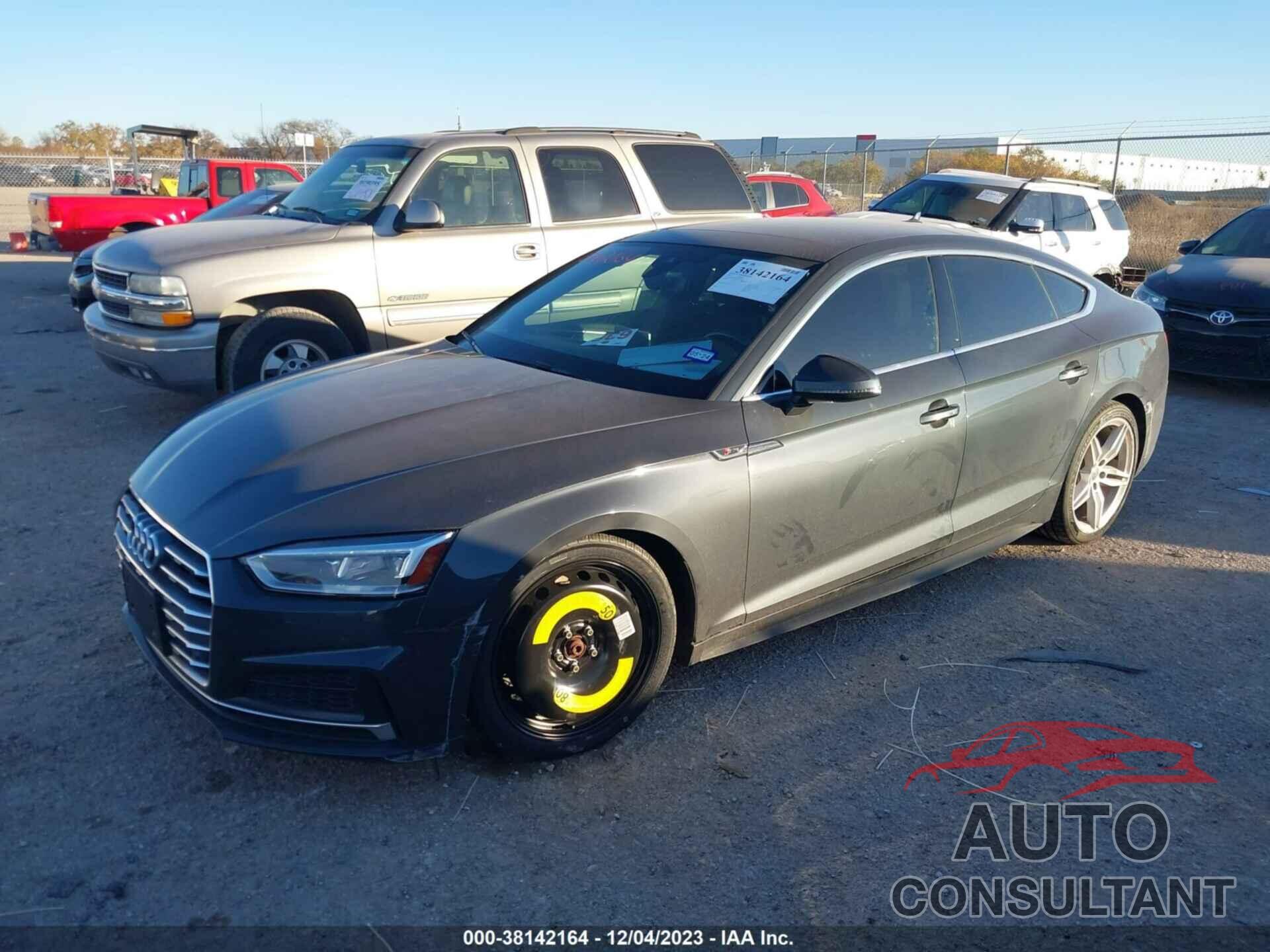 AUDI A5 2019 - WAUENCF54KA070123