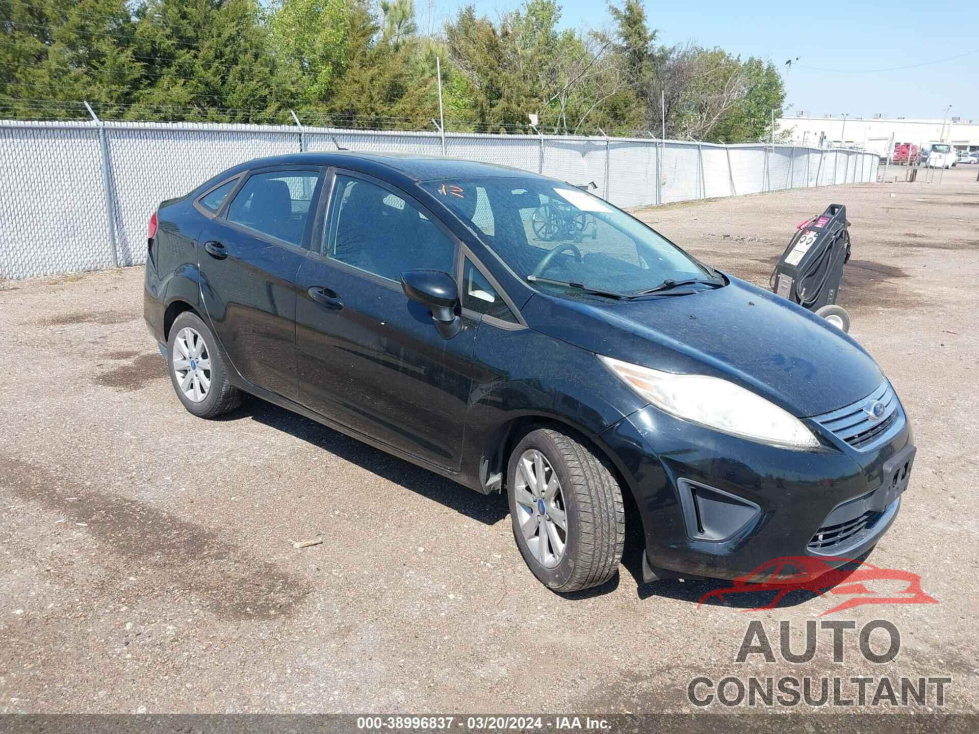 FORD FIESTA 2012 - 3FADP4BJ2CM137054