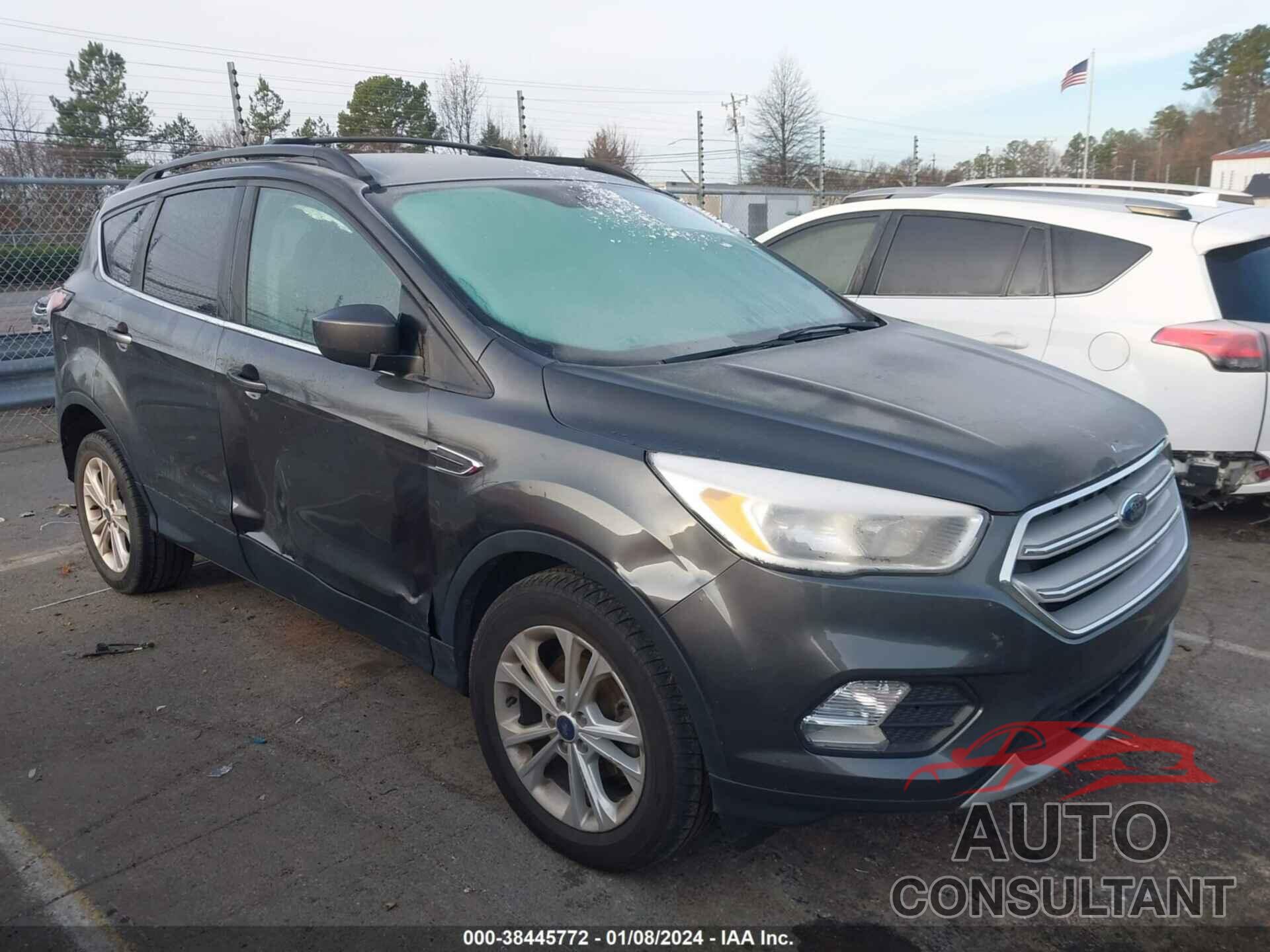 FORD ESCAPE 2018 - 1FMCU0GD2JUA81051