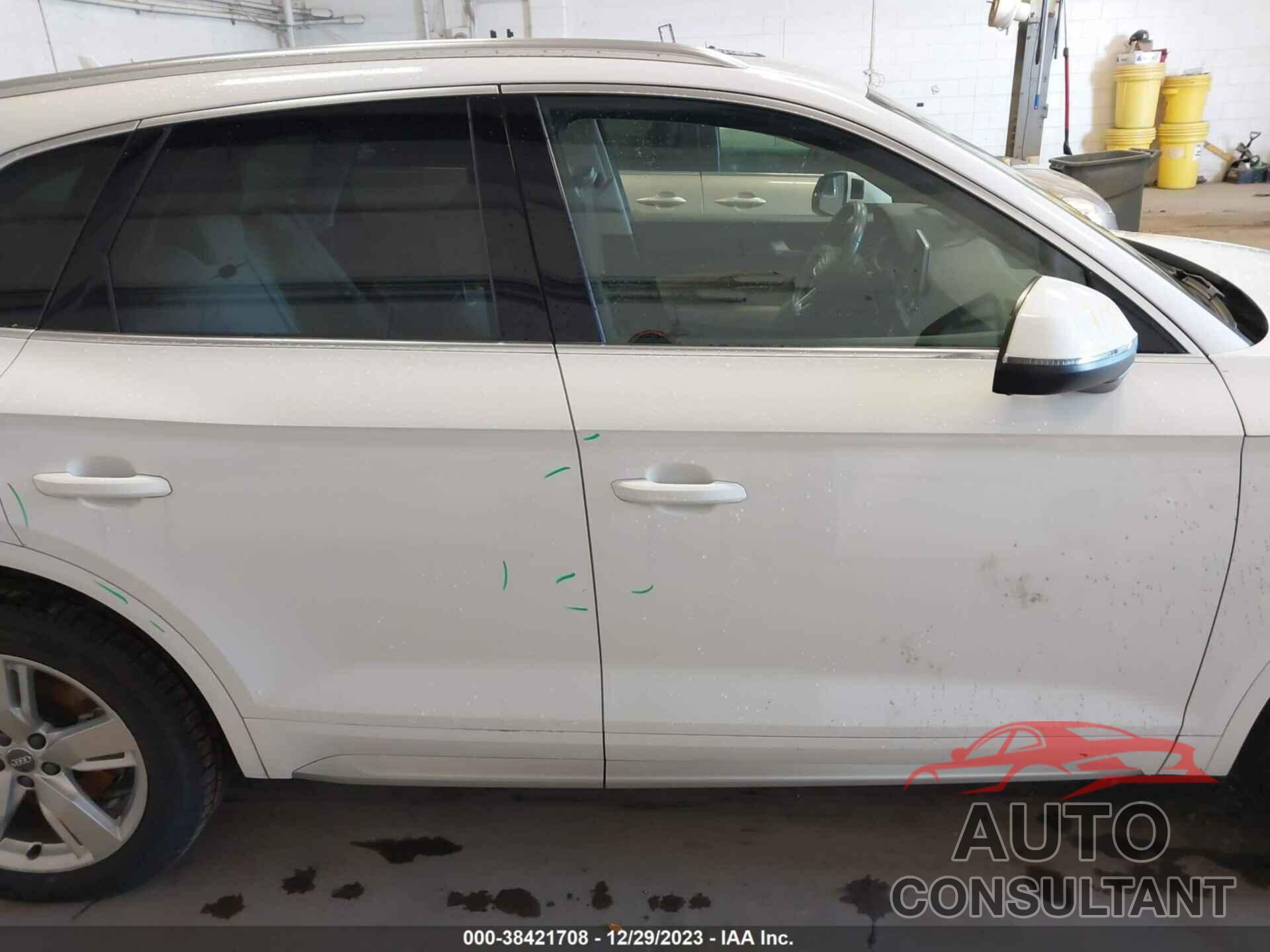 AUDI Q5 2018 - WA1BNAFY1J2204366