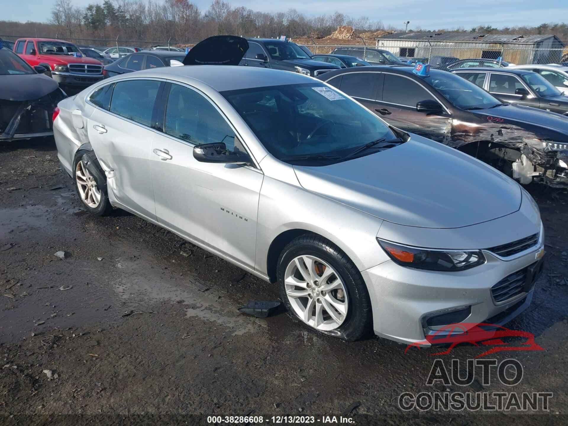 CHEVROLET MALIBU 2017 - 1G1ZE5ST7HF118173