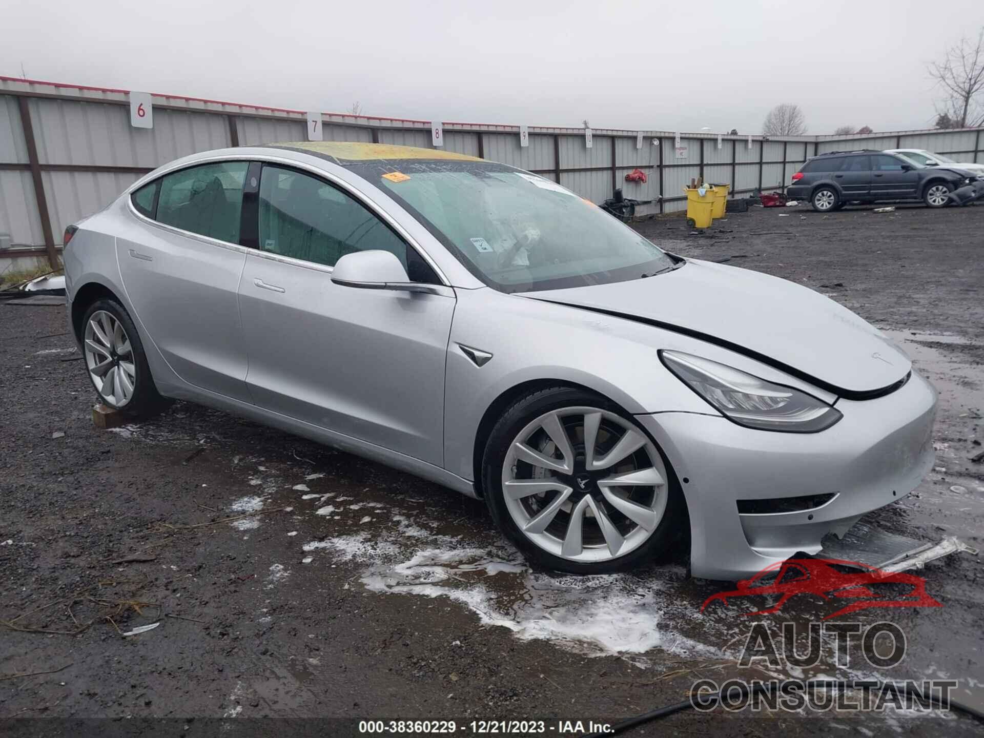 TESLA MODEL 3 2018 - 5YJ3E1EA5JF015344