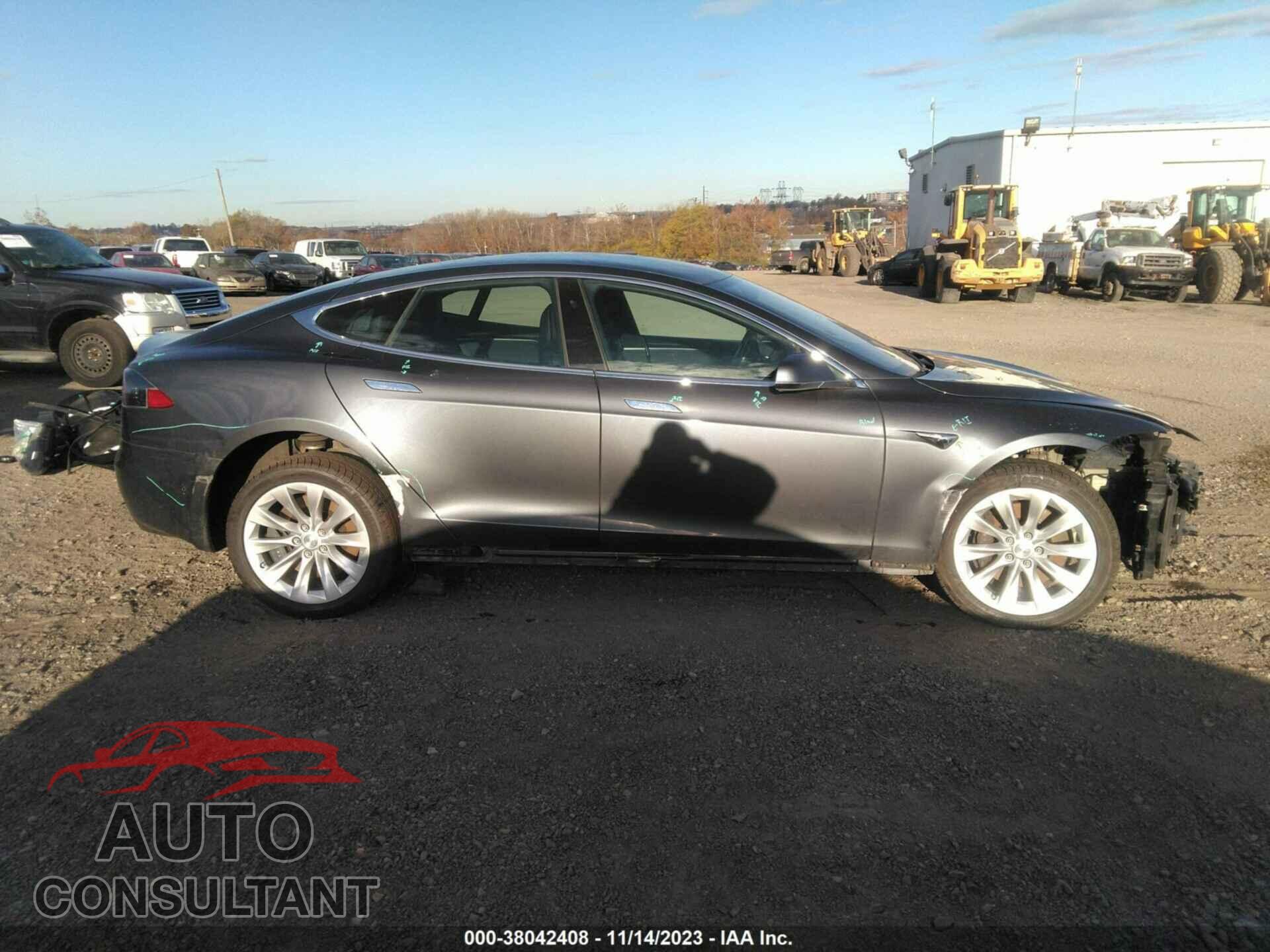 TESLA MODEL S 2019 - 5YJSA1E23KF339992