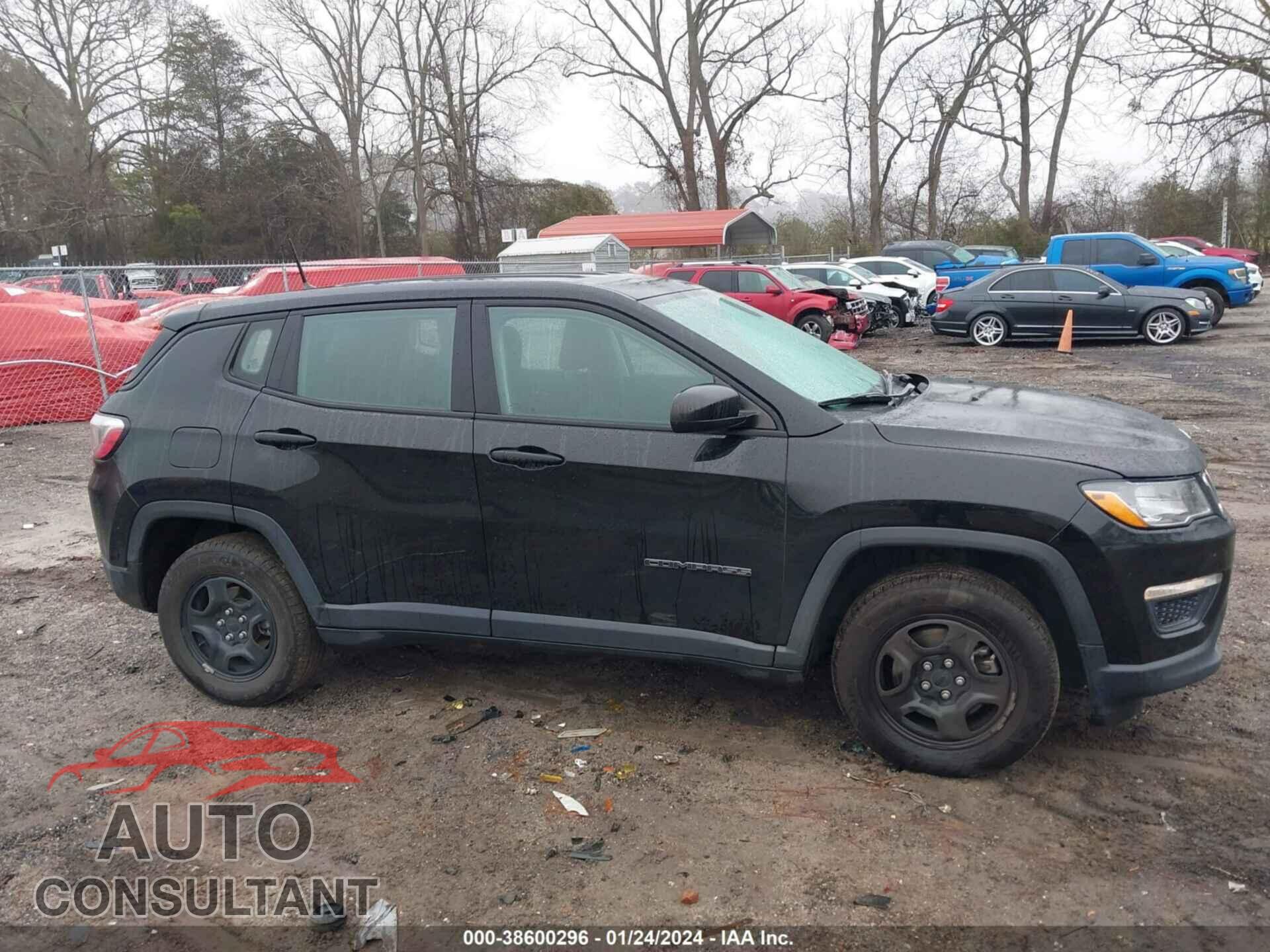 JEEP COMPASS 2018 - 3C4NJCAB3JT330224