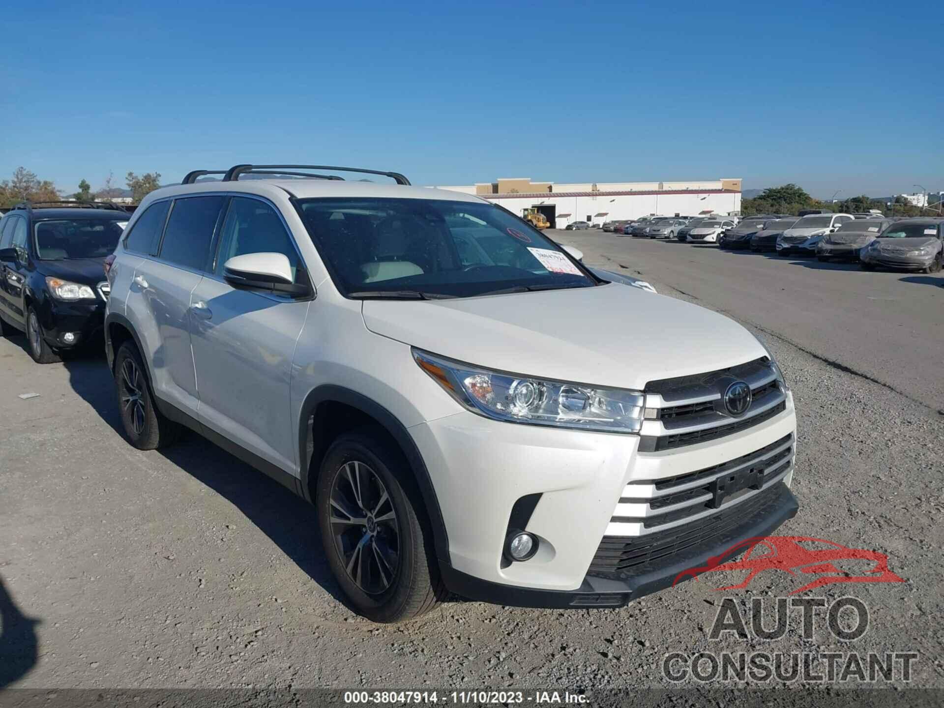 TOYOTA HIGHLANDER 2019 - 5TDZZRFH7KS323783