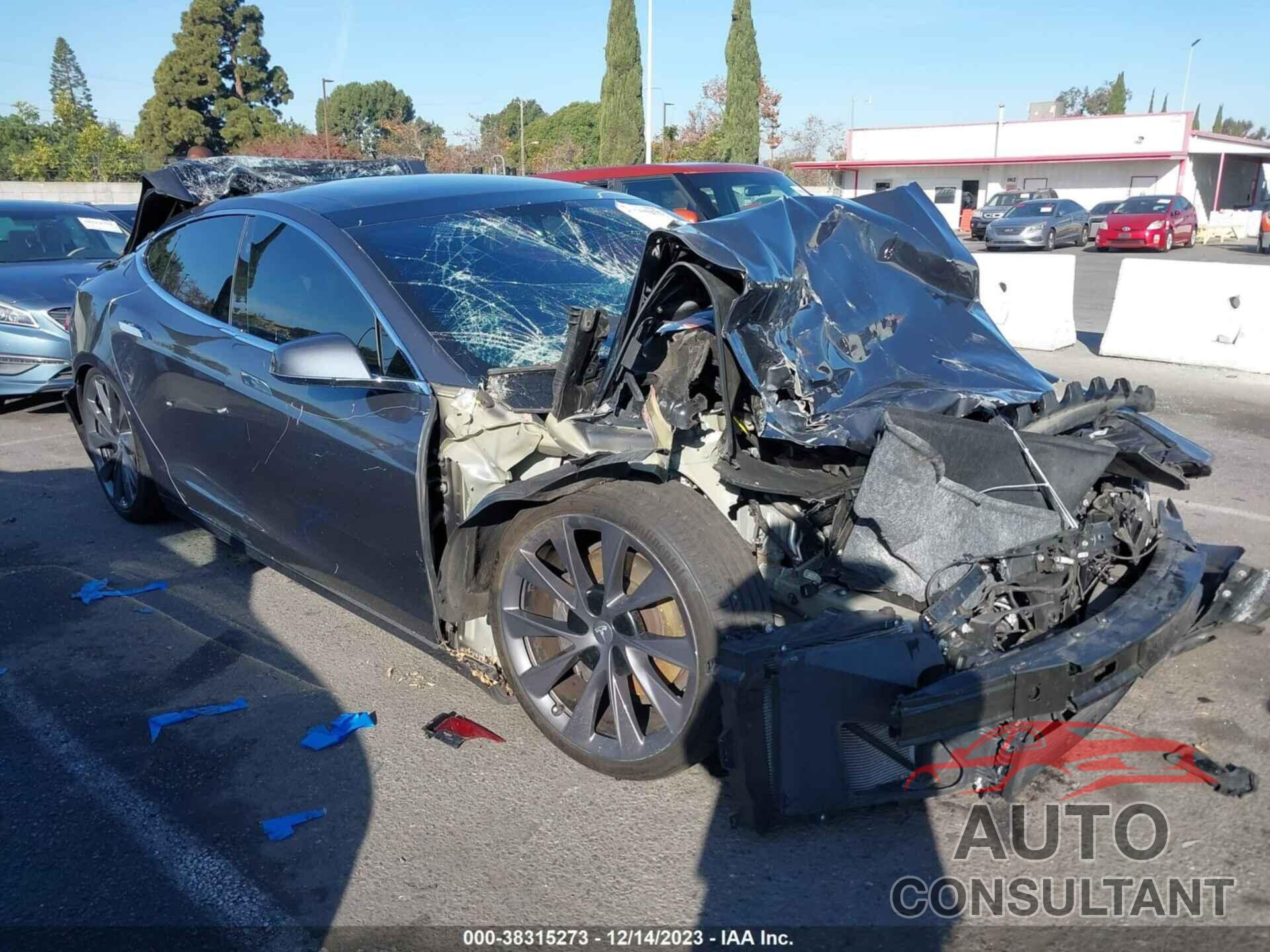 TESLA MODEL S 2018 - 5YJSA1E25JF265652