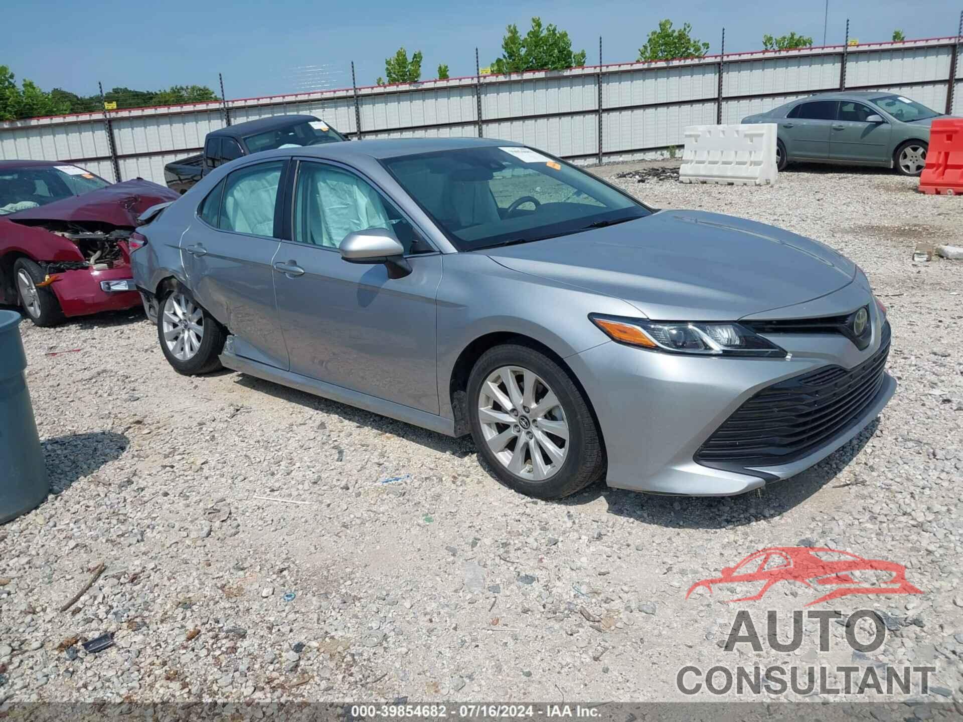TOYOTA CAMRY 2019 - 4T1B11HK6KU205833