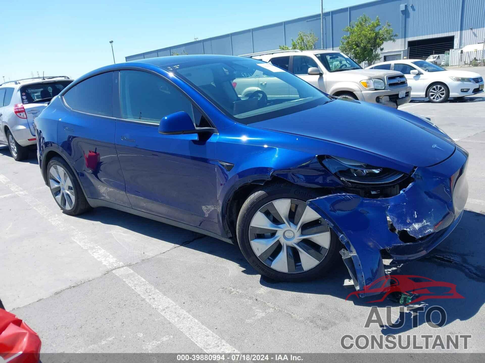 TESLA MODEL Y 2023 - 7SAYGDEE1PF664848