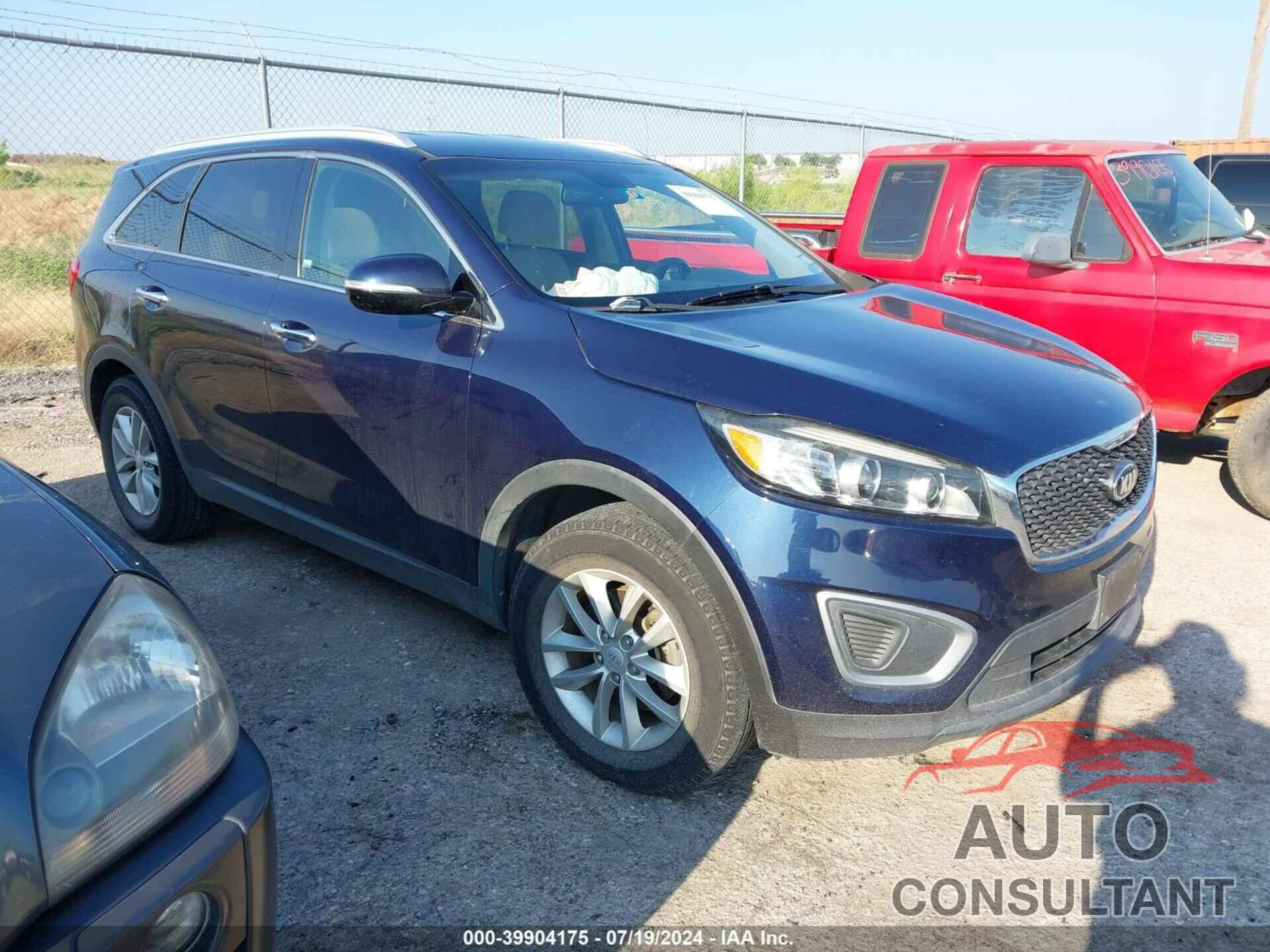 KIA SORENTO 2017 - 5XYPG4A34HG276777