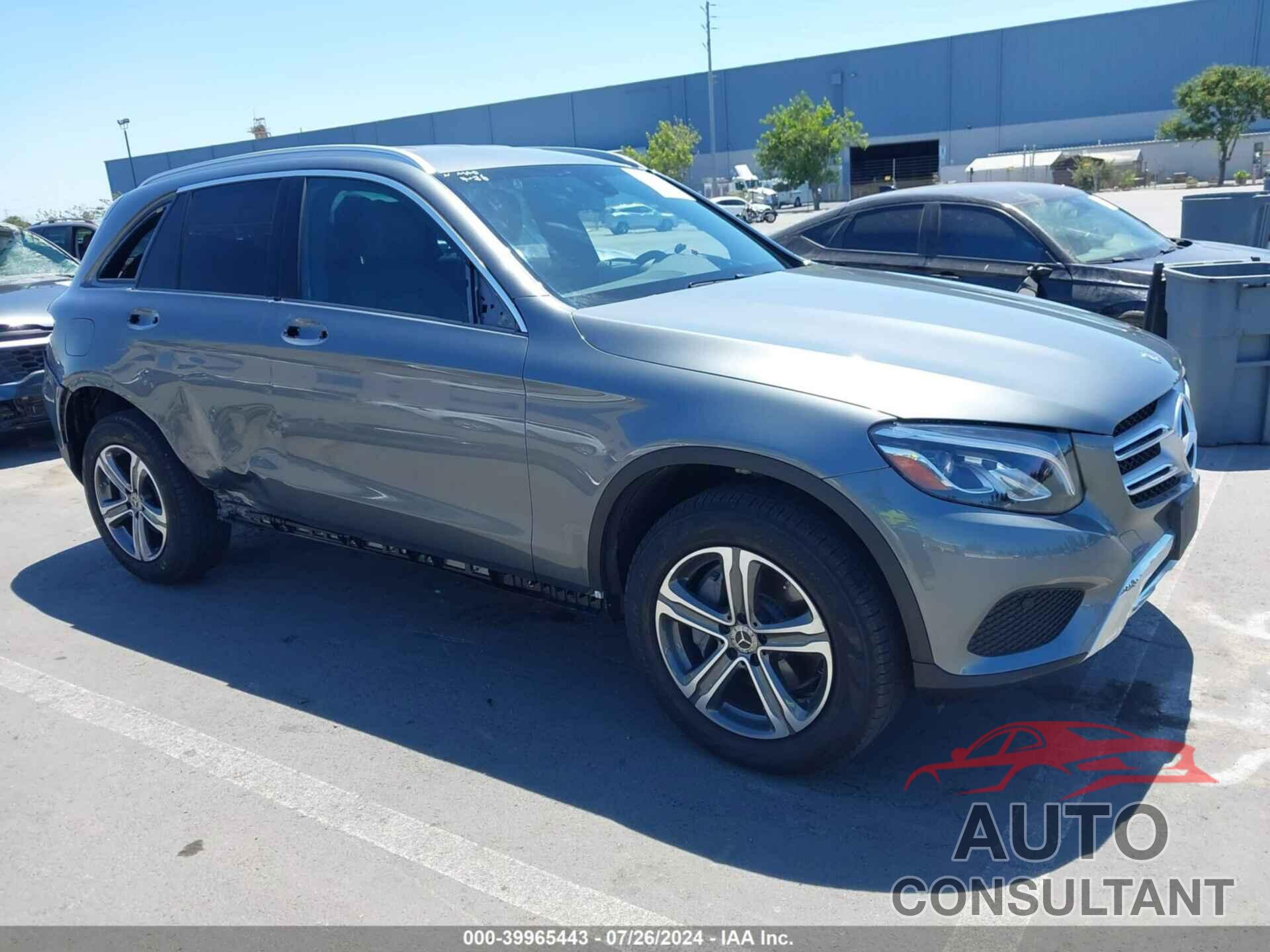 MERCEDES-BENZ GLC 300 2017 - WDC0G4KB8HF234536