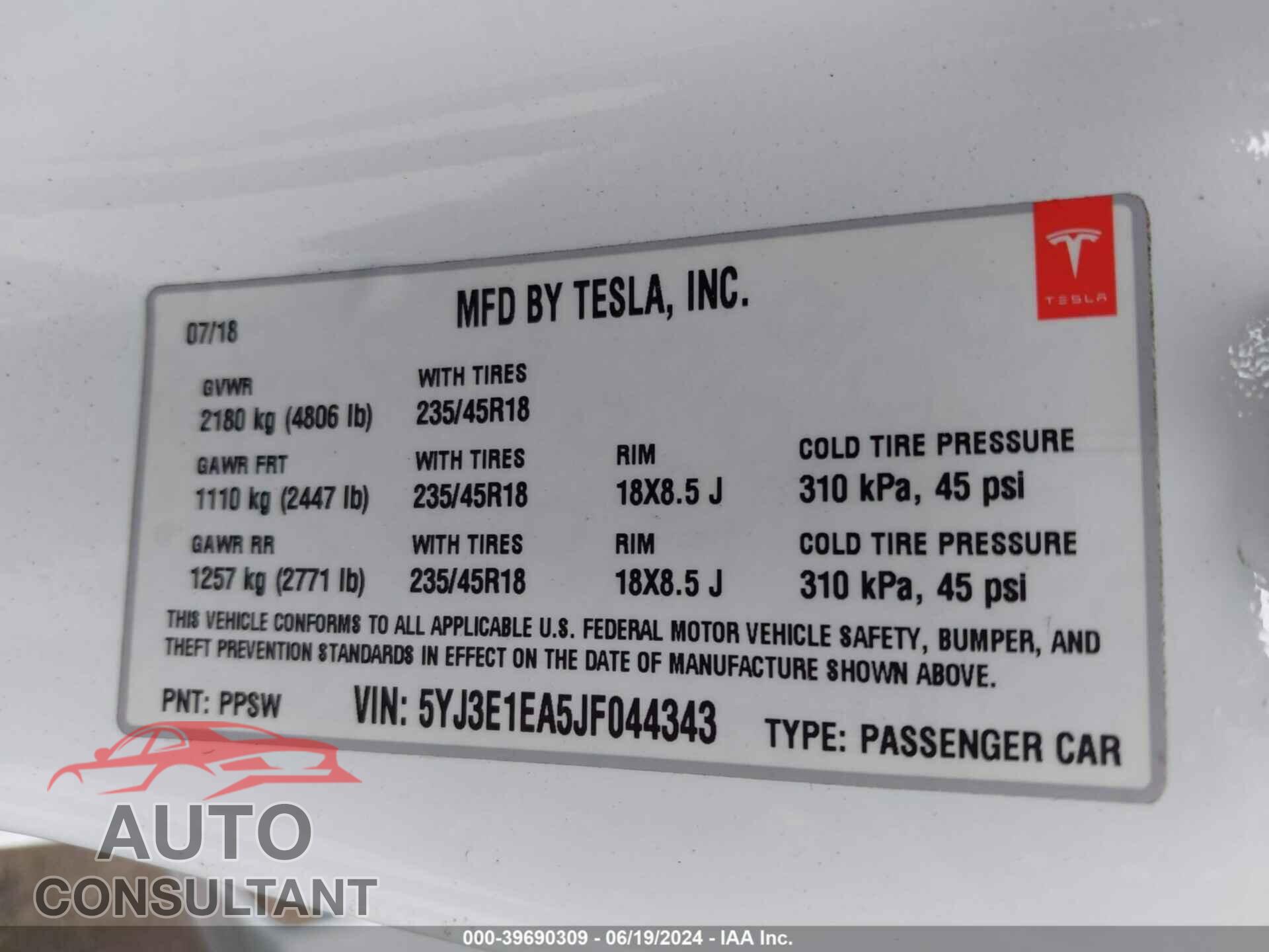 TESLA MODEL 3 2018 - 5YJ3E1EA5JF044343