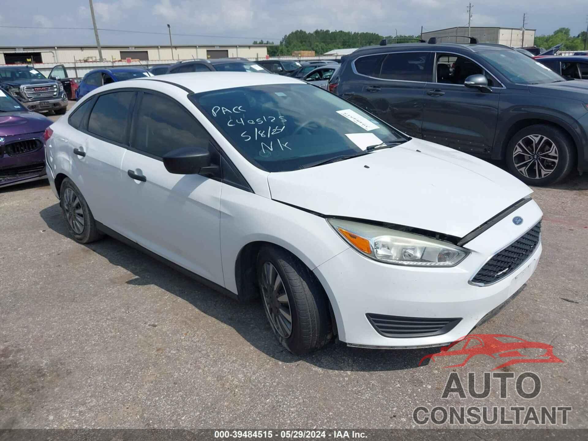 FORD FOCUS 2016 - 1FADP3E22GL376626