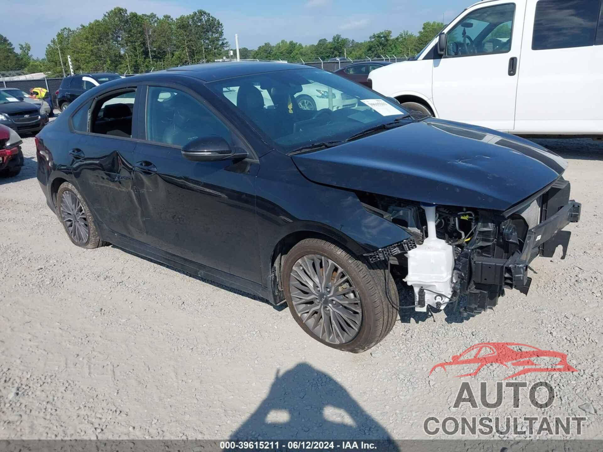 KIA FORTE 2023 - 3KPF54AD2PE513837