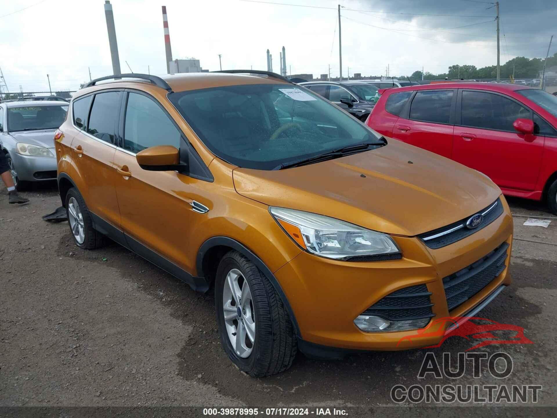 FORD ESCAPE 2016 - 1FMCU9G99GUC56999