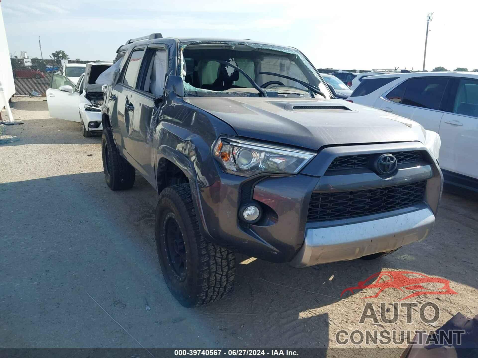 TOYOTA 4RUNNER 2018 - JTEBU5JR0J5582107