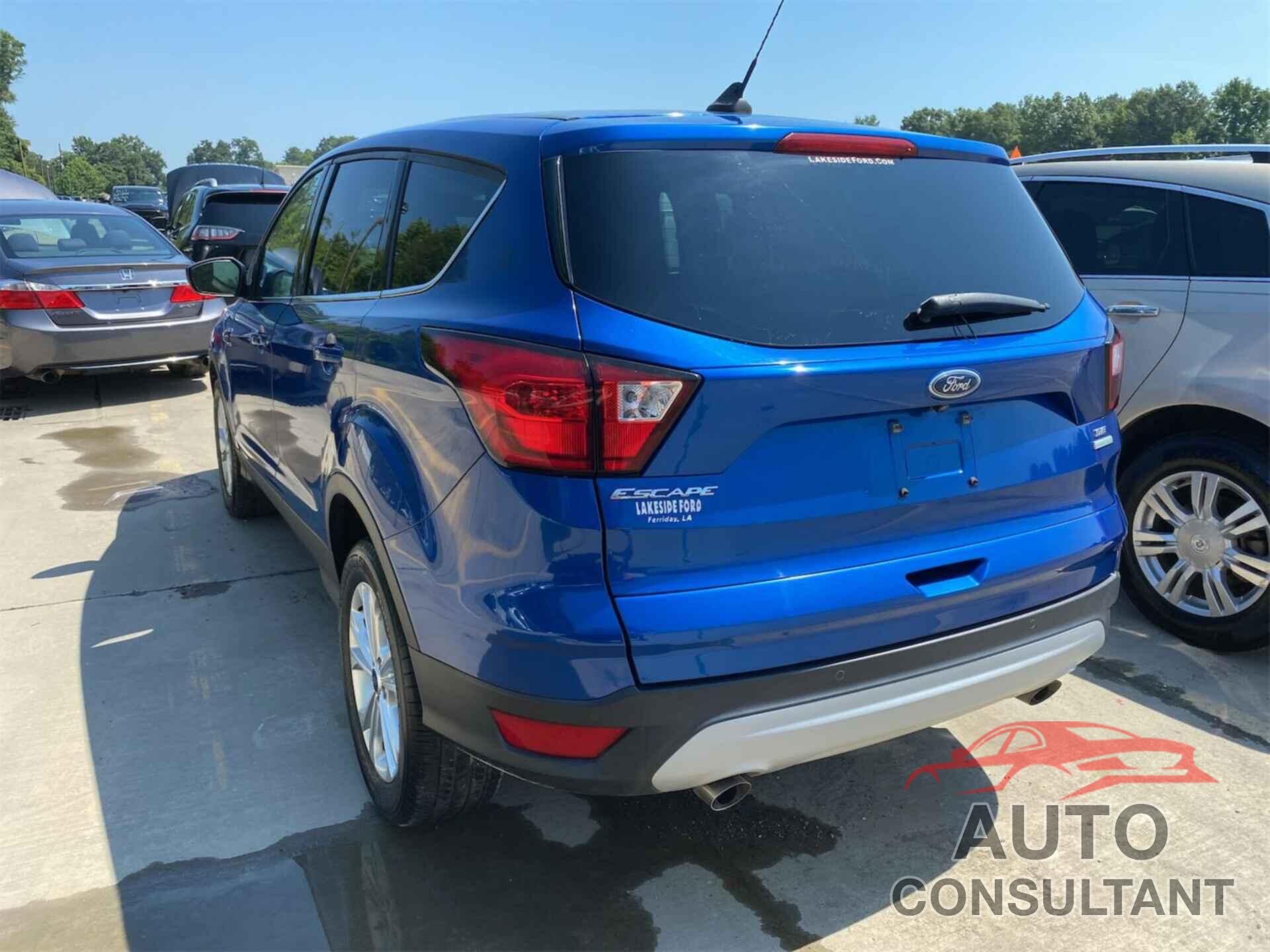 FORD ESCAPE 2019 - 1FMCU0GD3KUA25749