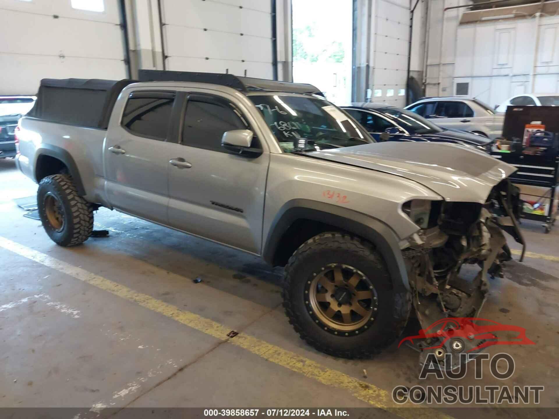 TOYOTA TACOMA 2018 - 3TMDZ5BN3JM038477