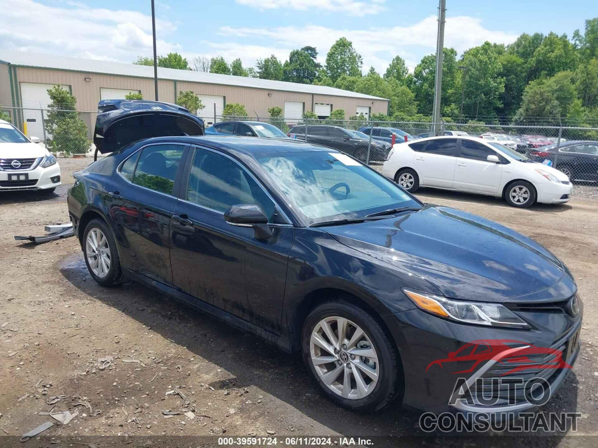 TOYOTA CAMRY 2024 - 4T1C11AK1RU903548