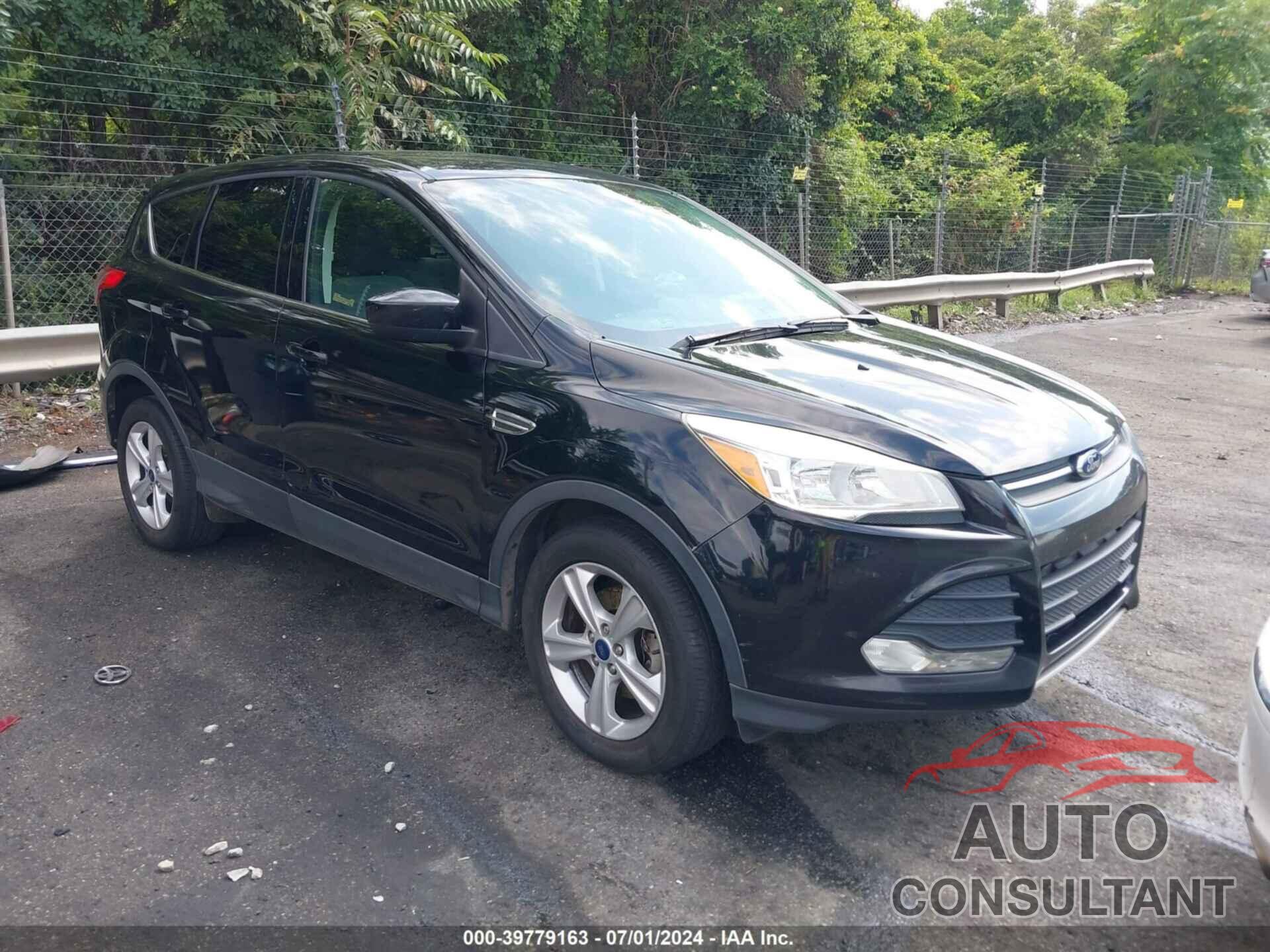 FORD ESCAPE 2016 - 1FMCU0G76GUA80777