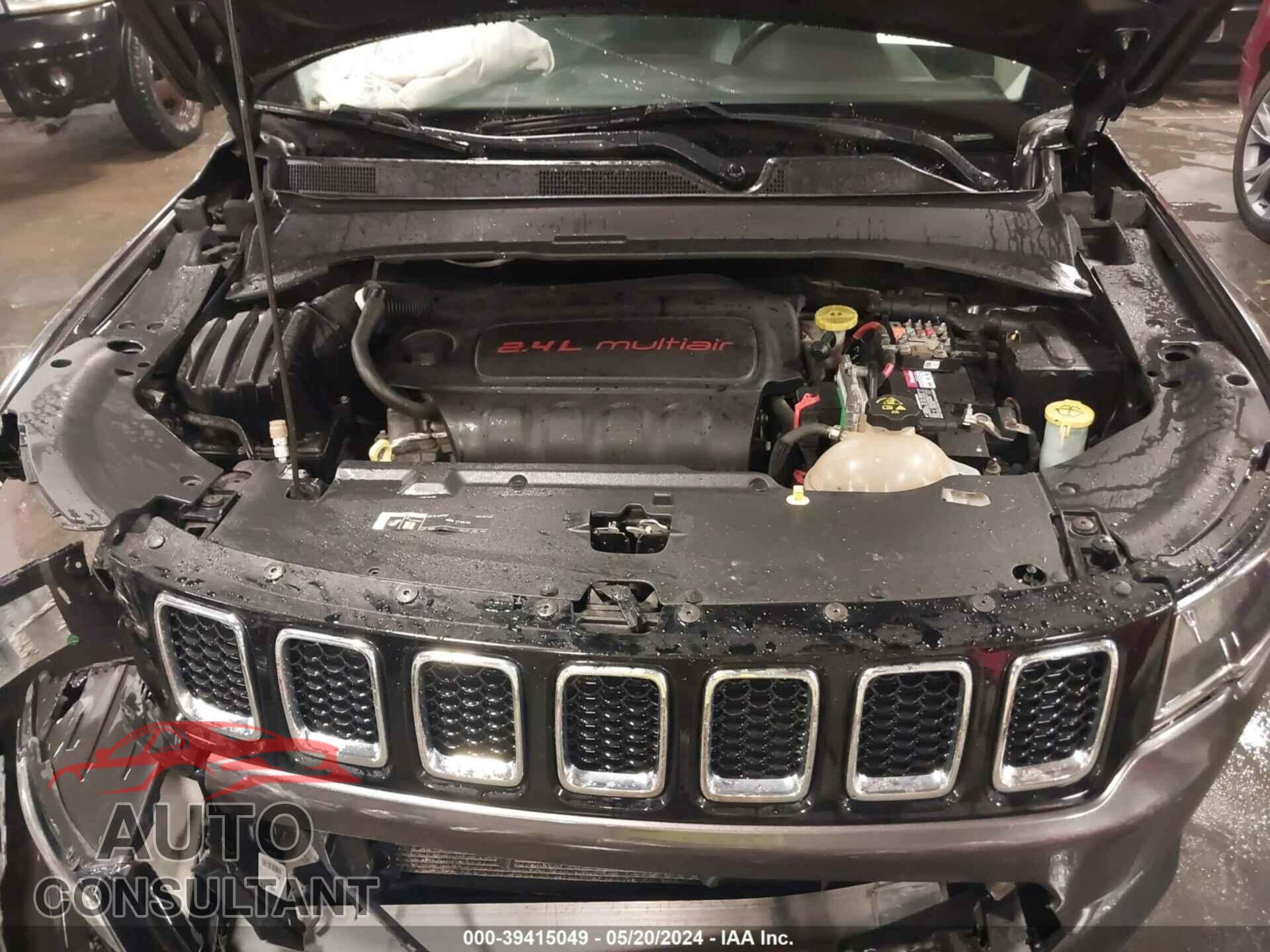 JEEP COMPASS 2018 - 3C4NJDCB3JT201743