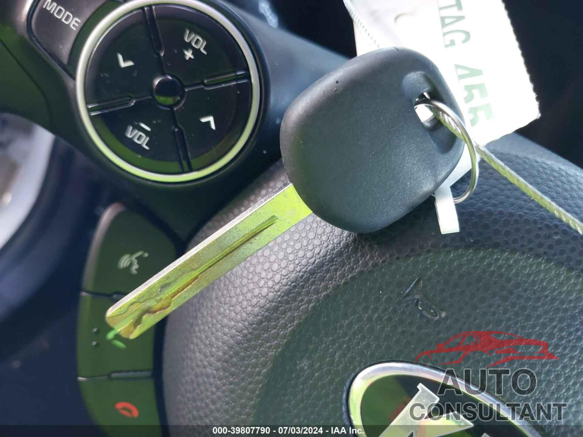 KIA SOUL 2016 - KNDJN2A25G7316724