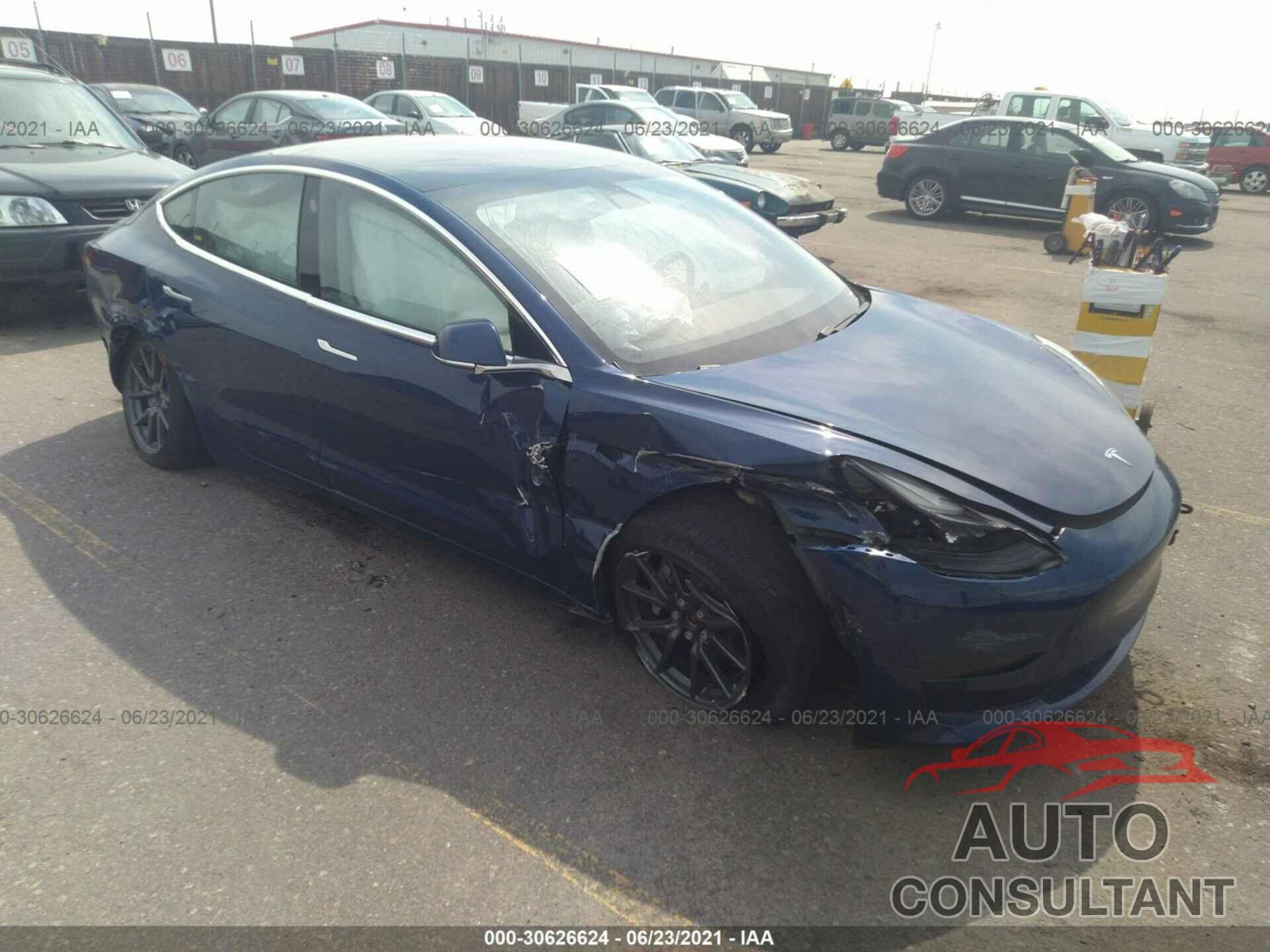 TESLA MODEL 3 2019 - 5YJ3E1EB1KF482271