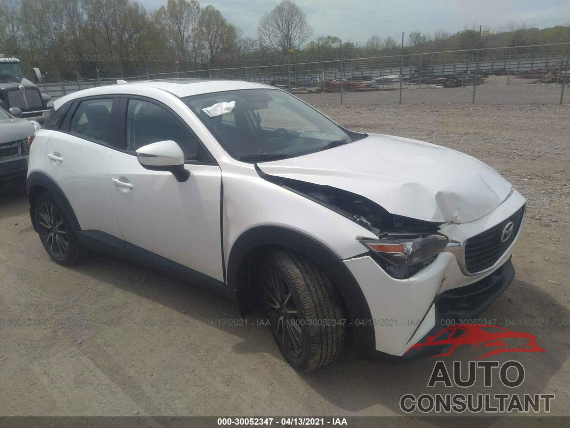 MAZDA CX-3 2017 - JM1DKFC75H0155906