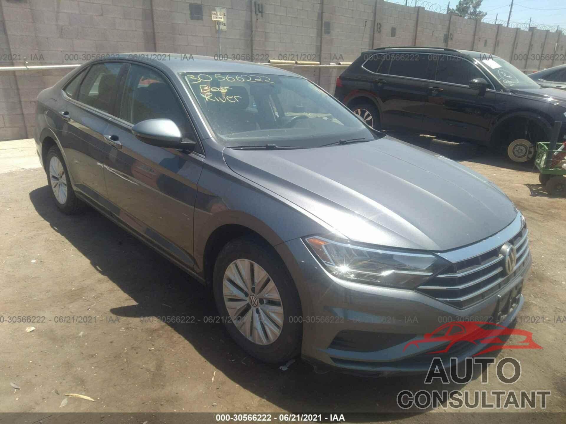 VOLKSWAGEN JETTA 2019 - 3VWCB7BU0KM138862