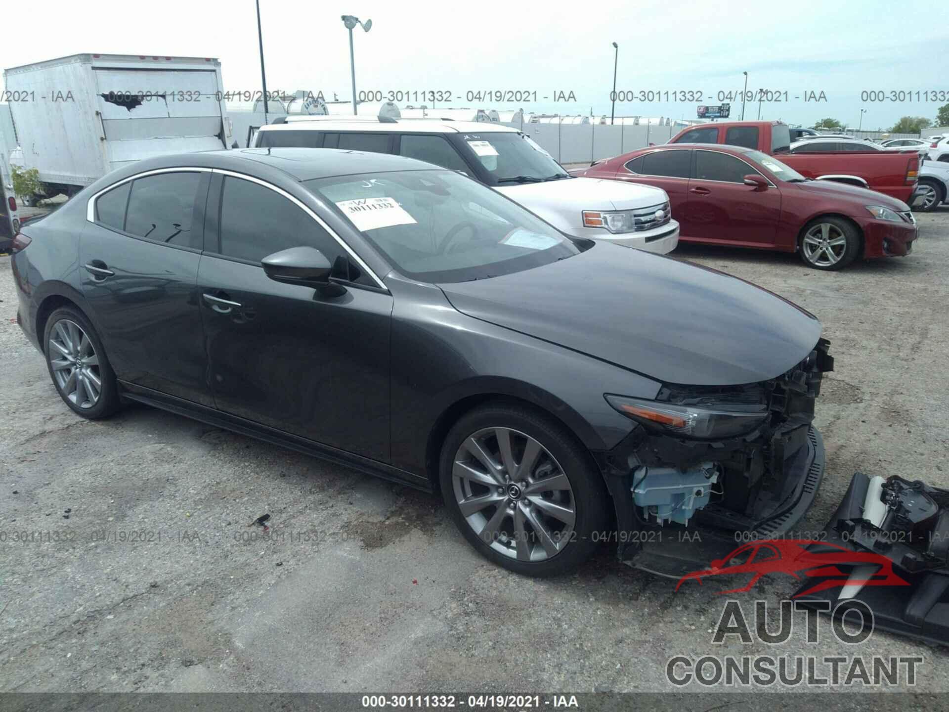 MAZDA MAZDA3 SEDAN 2019 - JM1BPBEM0K1132281