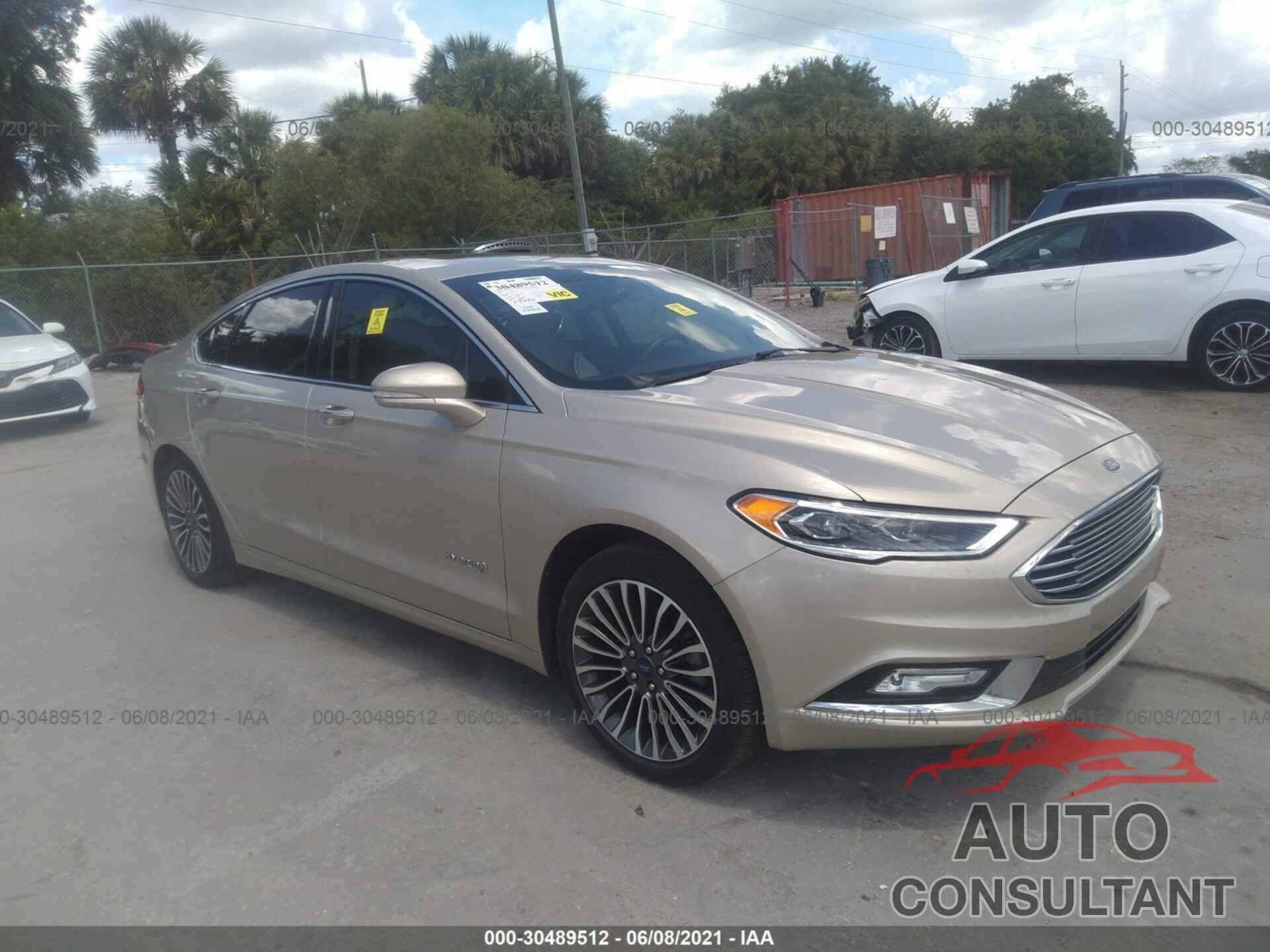 FORD FUSION HYBRID 2018 - 3FA6P0RU3JR120572