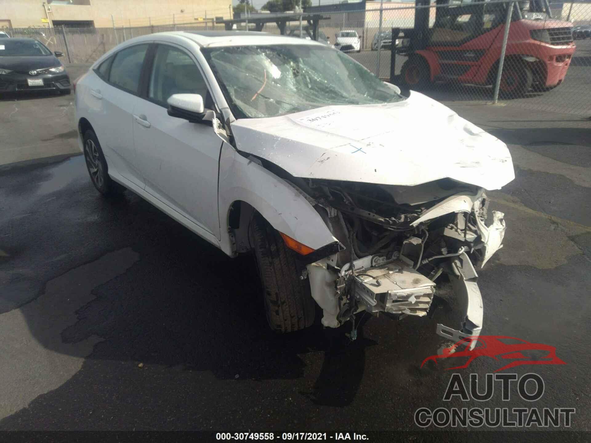 HONDA CIVIC SEDAN 2018 - 2HGFC2F76JH576076