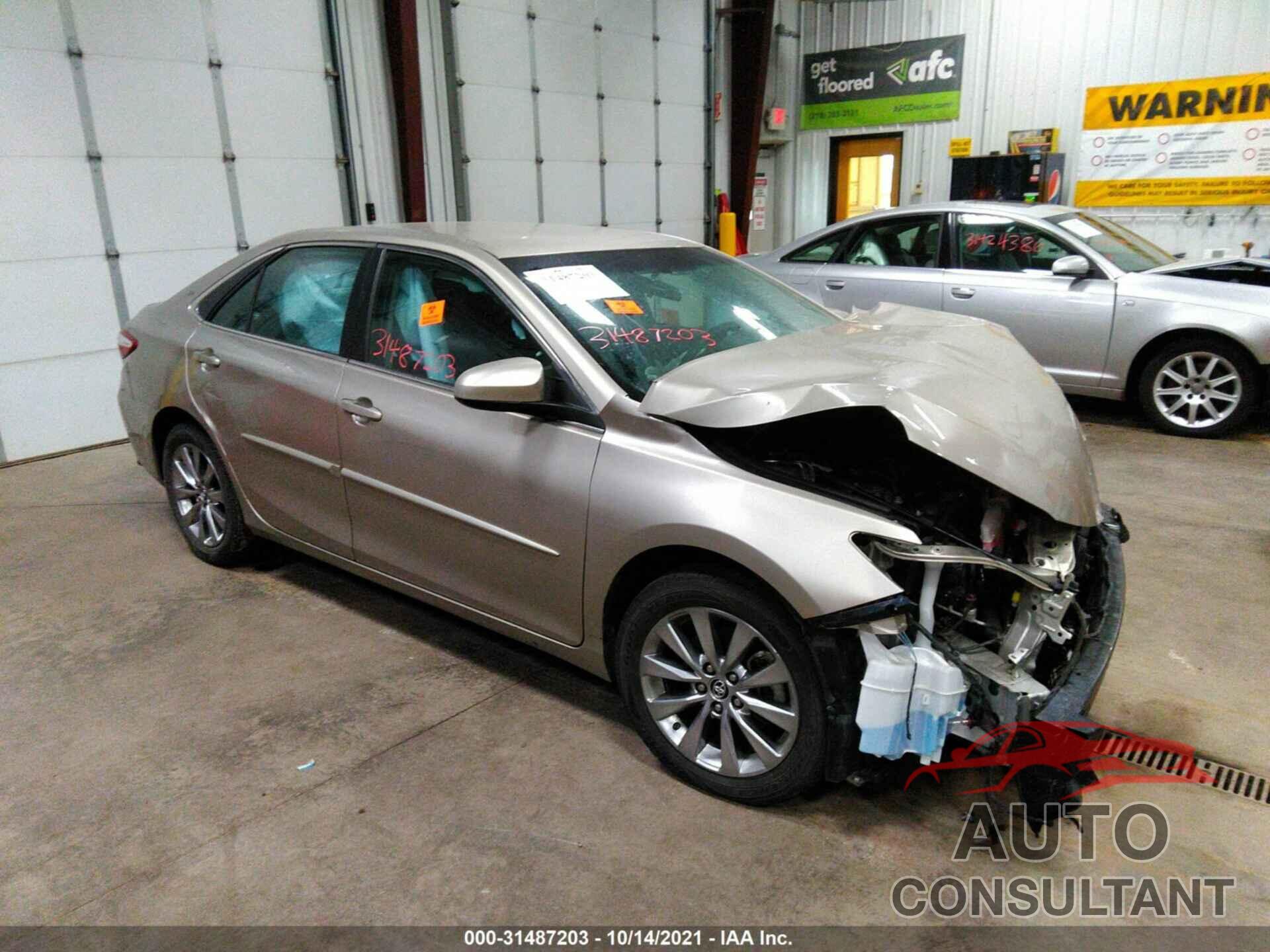 TOYOTA CAMRY 2016 - 4T4BF1FK8GR532333
