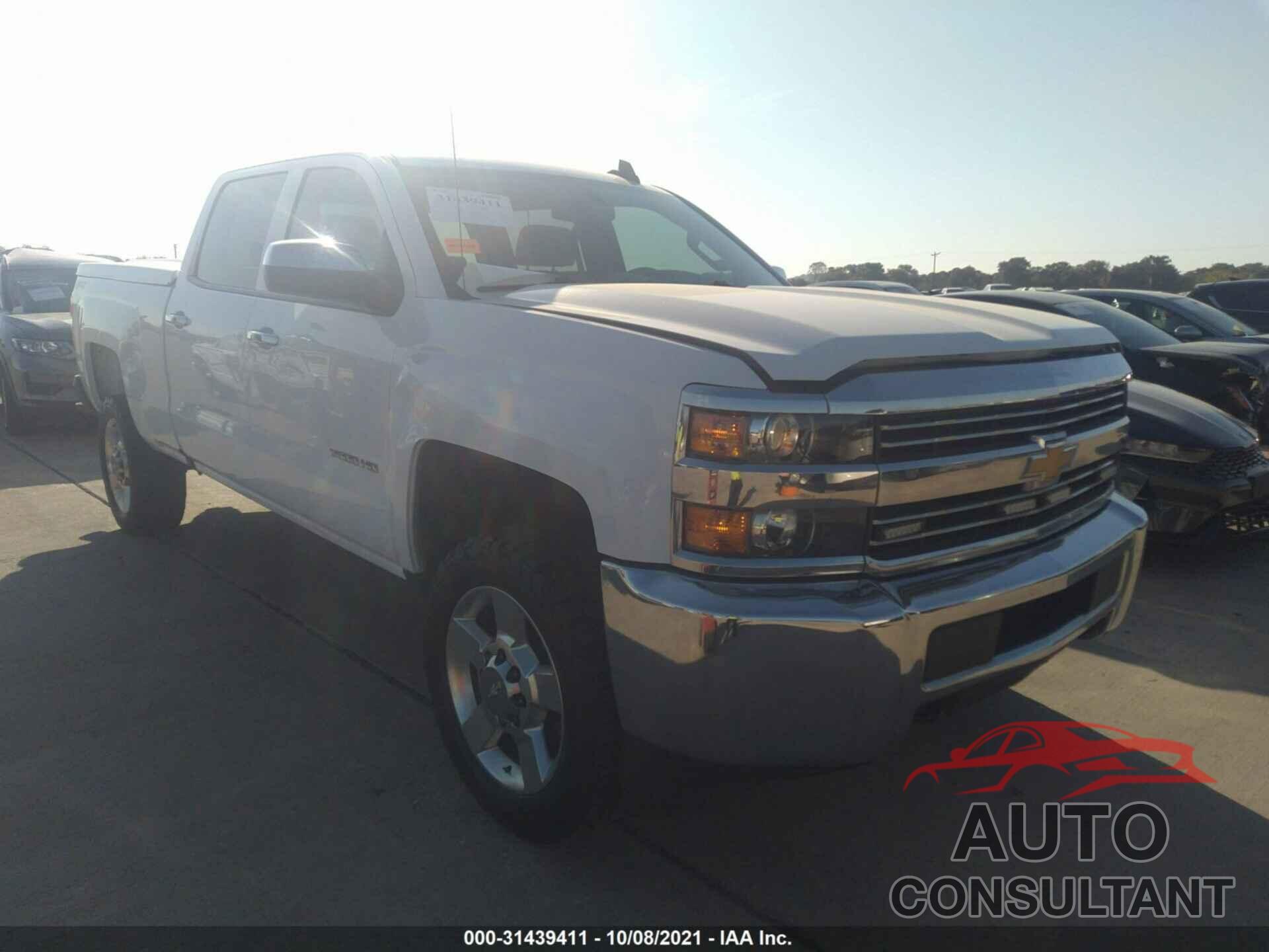 CHEVROLET SILVERADO 2500HD 2018 - 1GC1KUEG5JF188539