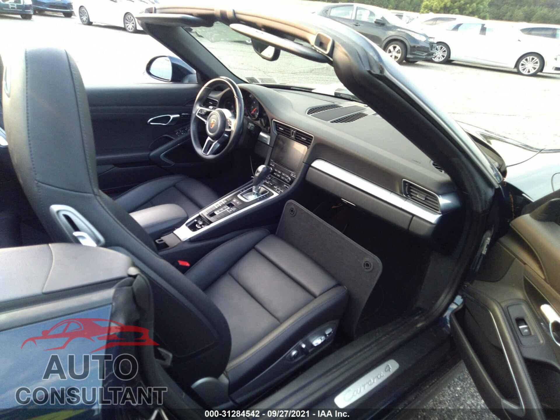 PORSCHE 911 2017 - WP0CA2A9XHS141385