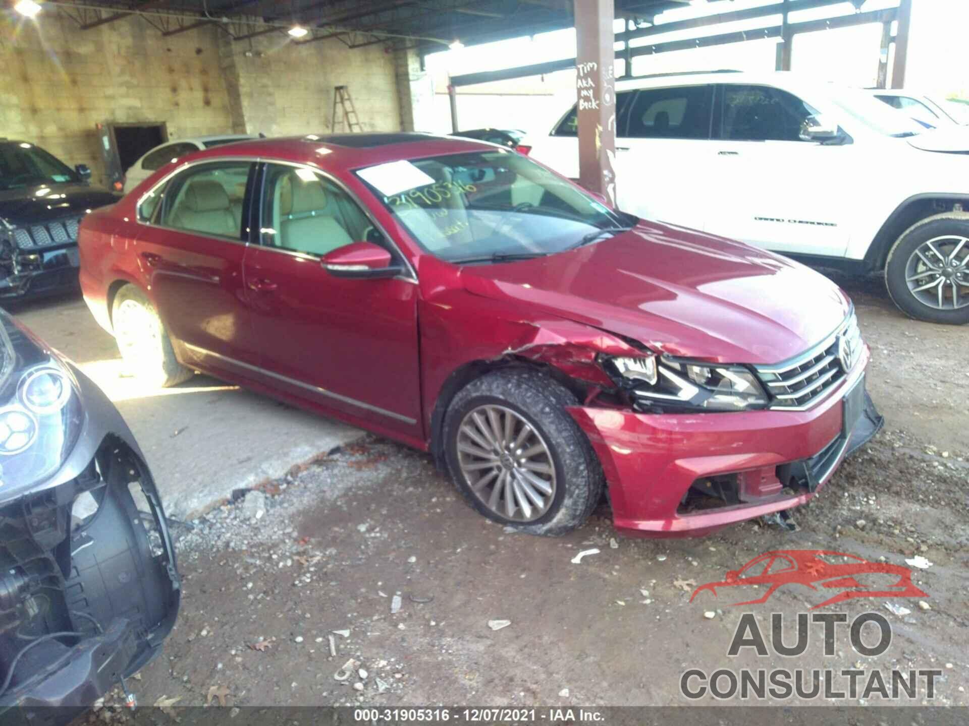 VOLKSWAGEN PASSAT 2017 - 1VWBT7A30HC007247