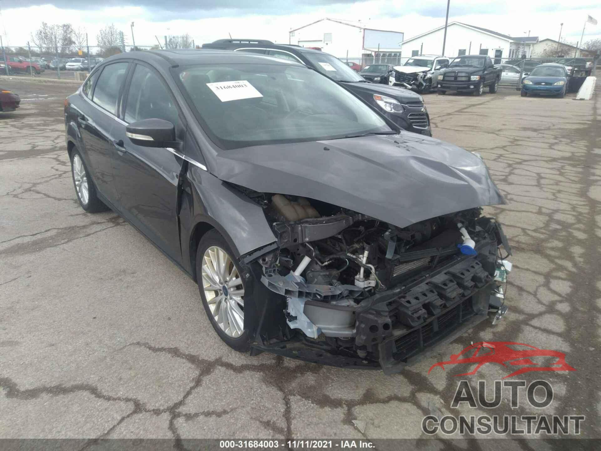 FORD FOCUS 2018 - 1FADP3J26JL247379