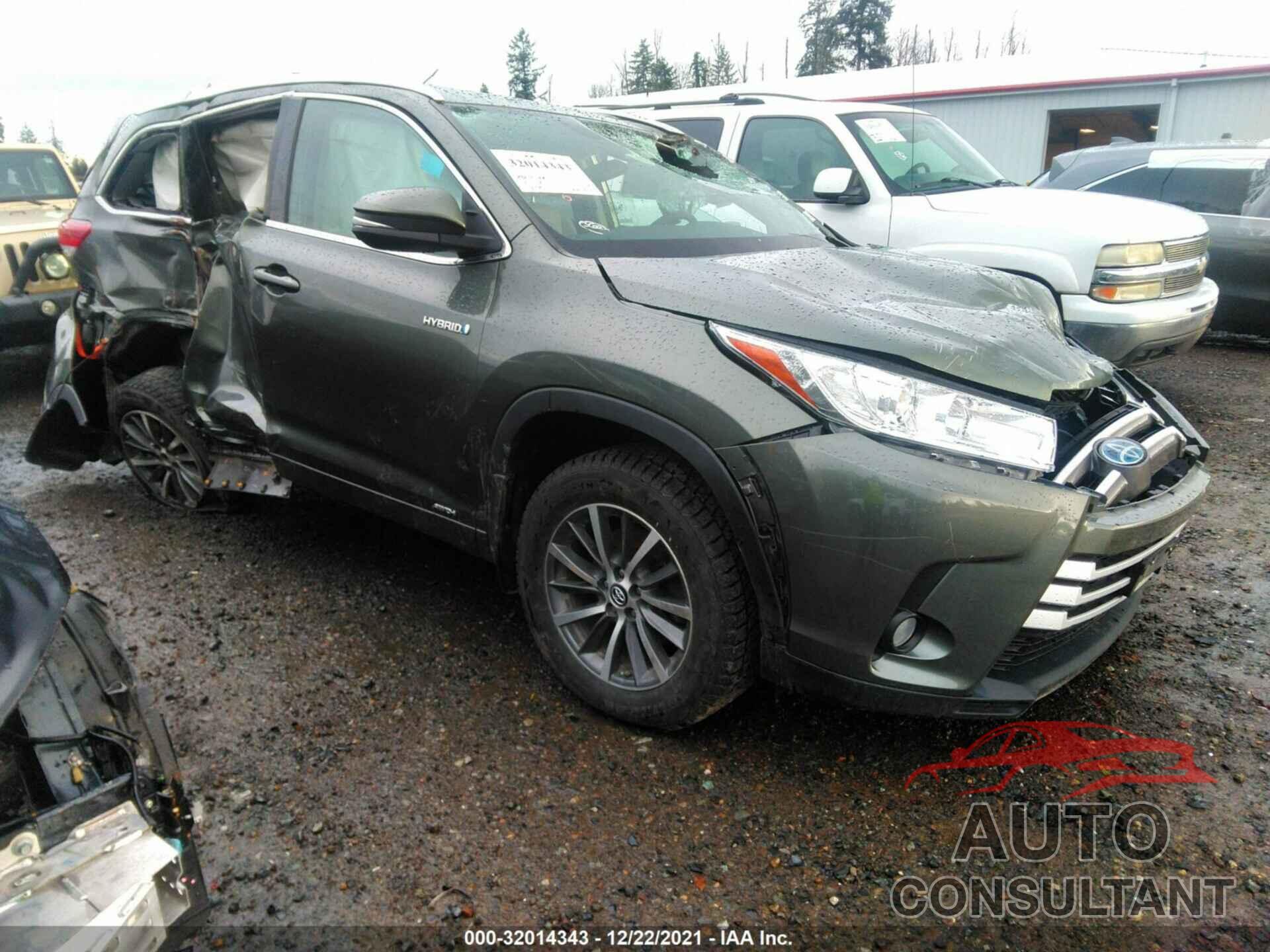 TOYOTA HIGHLANDER 2018 - 5TDJGRFH7JS037904