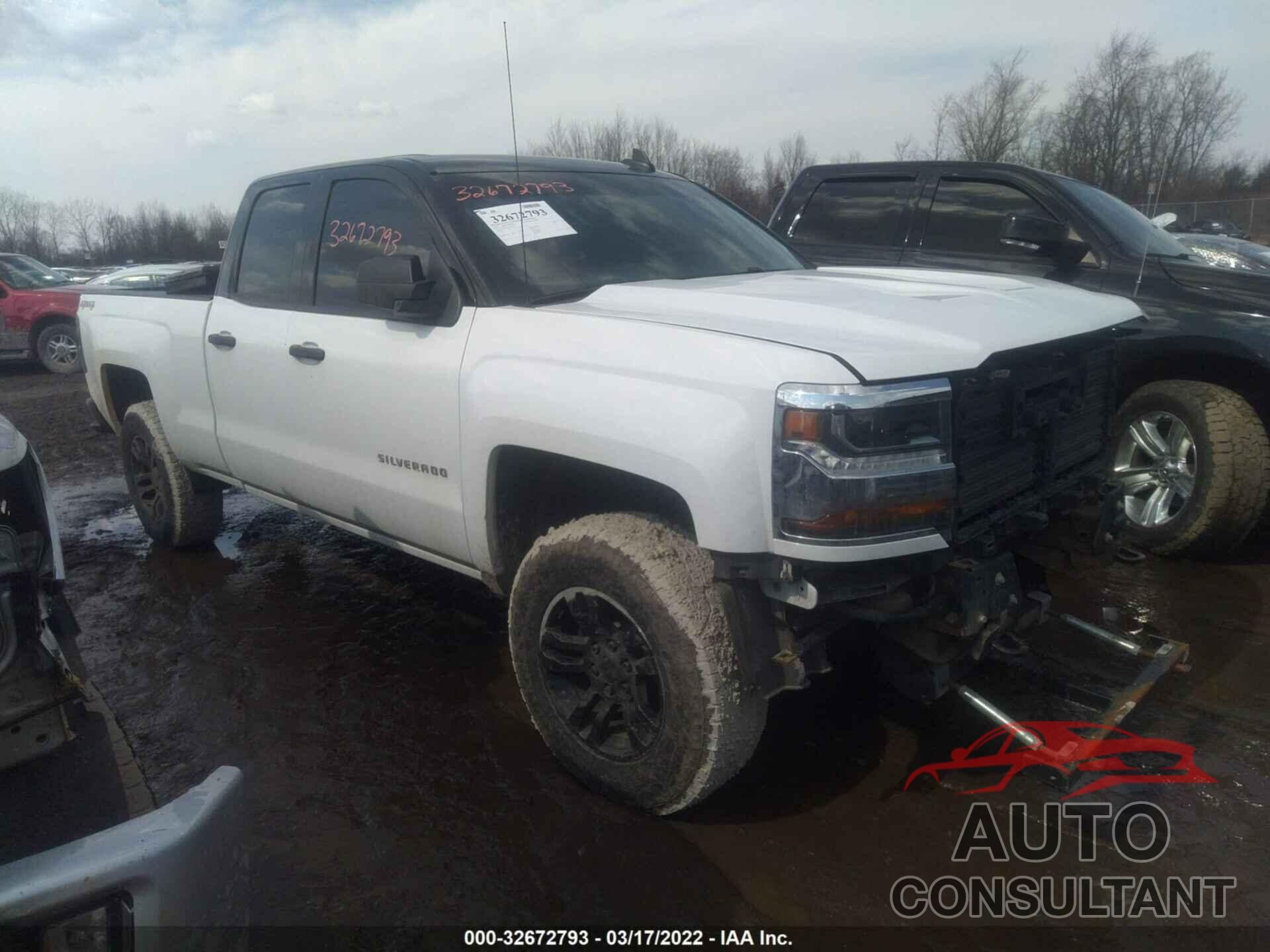 CHEVROLET SILVERADO 1500 2017 - 1GCVKNEC4HZ374585