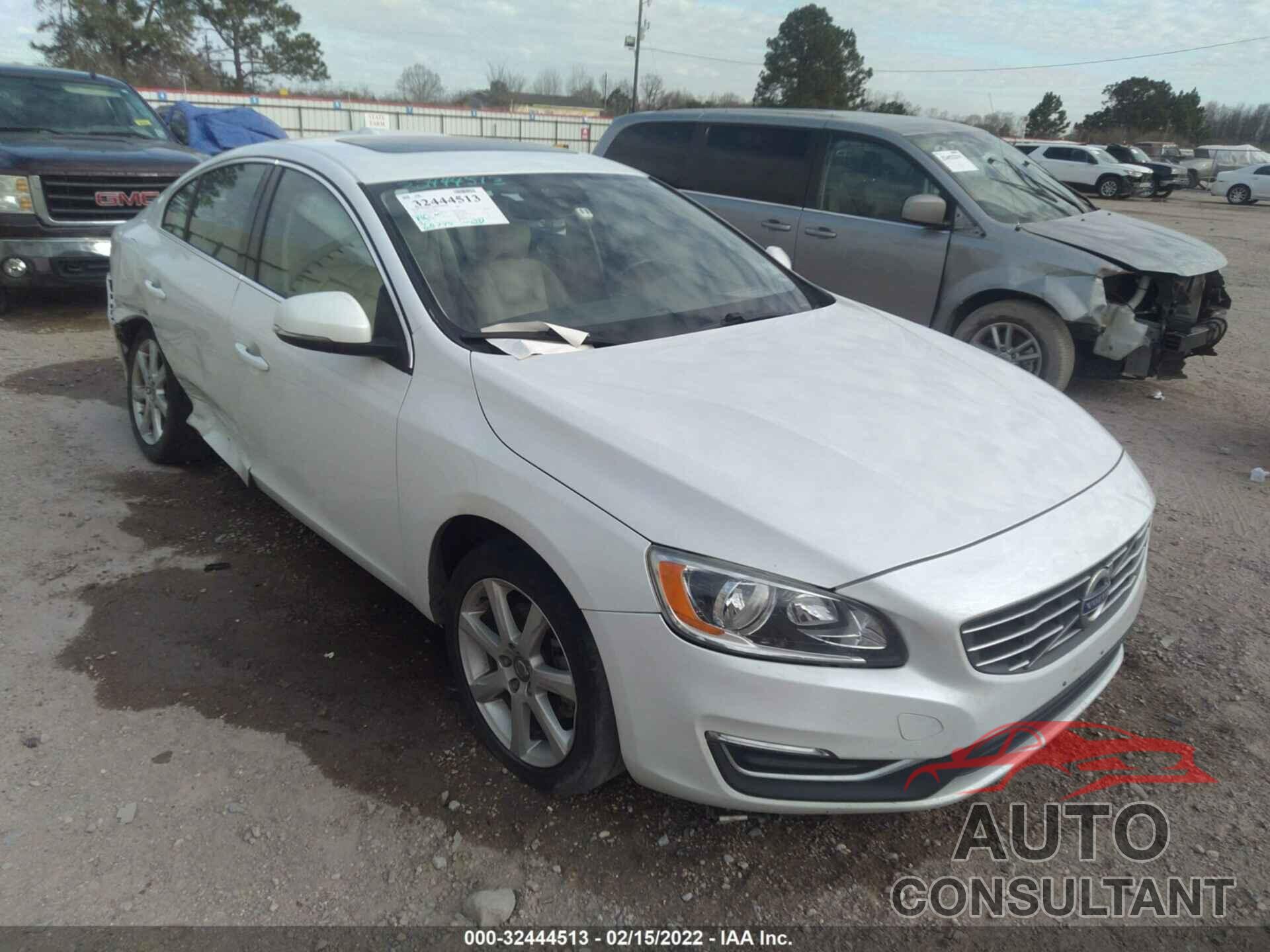 VOLVO S60 2016 - YV126MFK8G2410867