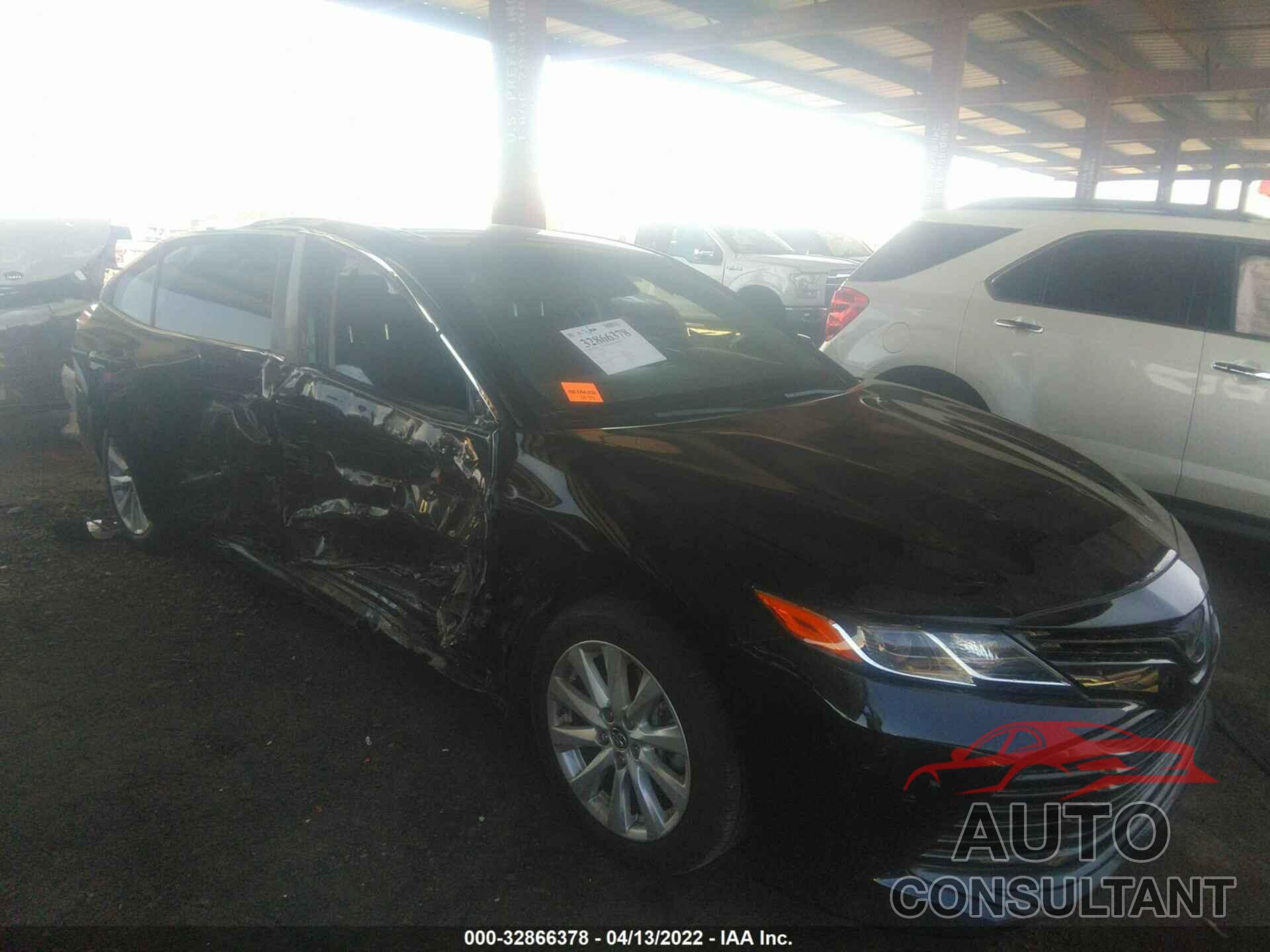 TOYOTA CAMRY 2018 - JTNB11HK3J3032535