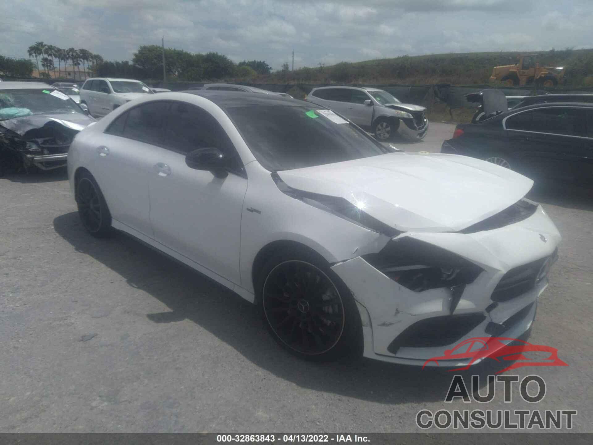 MERCEDES-BENZ CLA 2022 - W1K5J5BB3NN269351