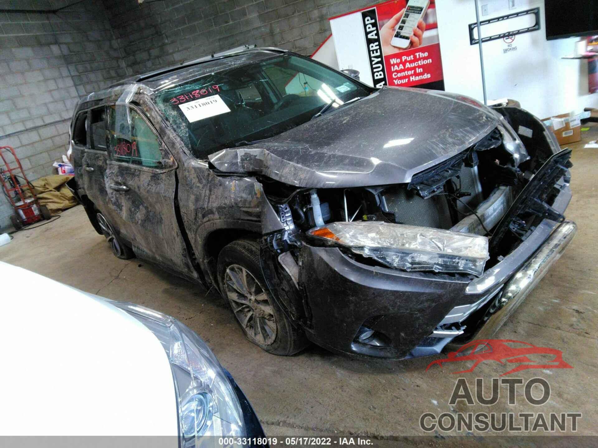 TOYOTA HIGHLANDER 2019 - 5TDJZRFH5KS588294