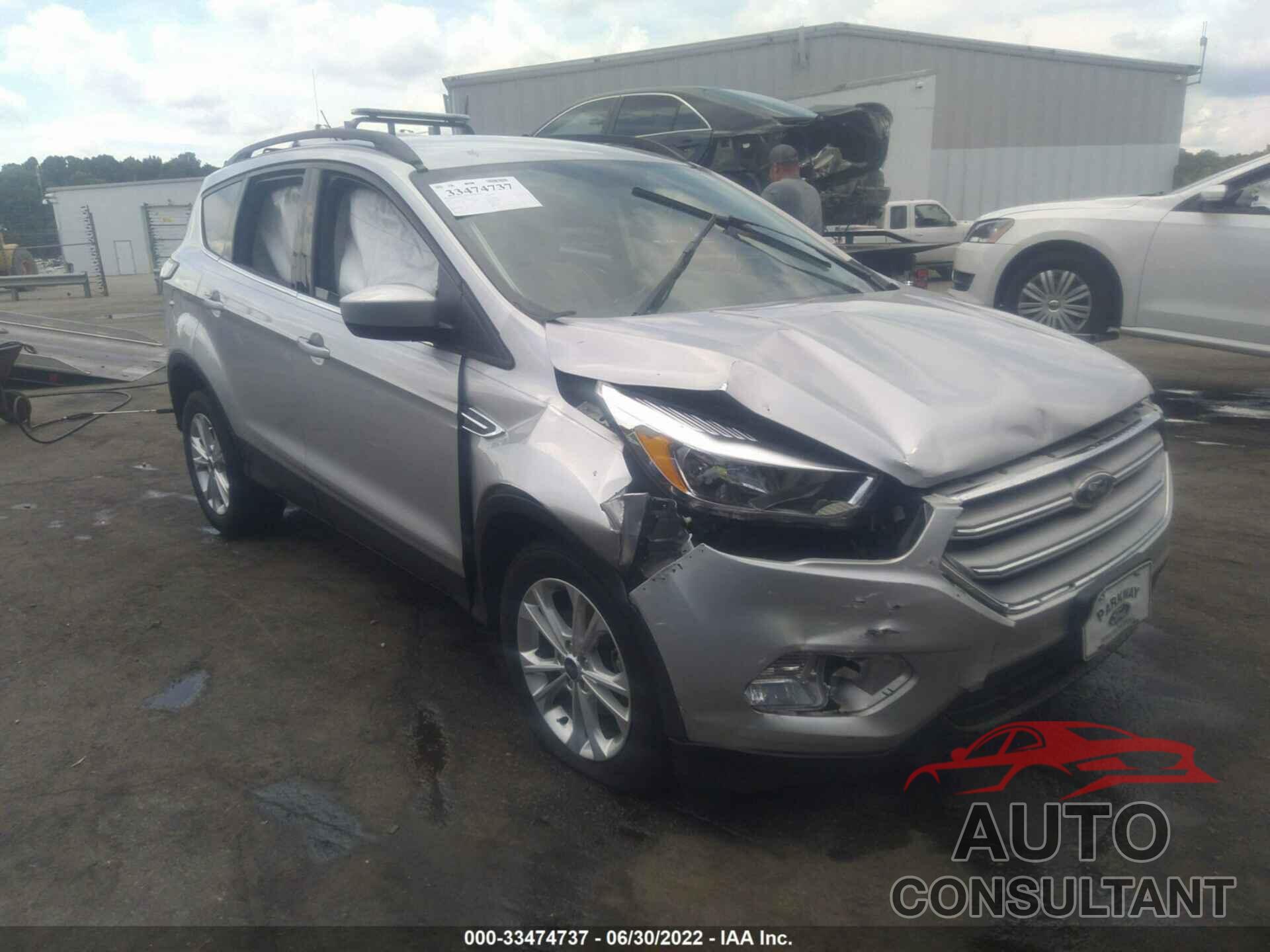 FORD ESCAPE 2018 - 1FMCU0GD1JUD00226