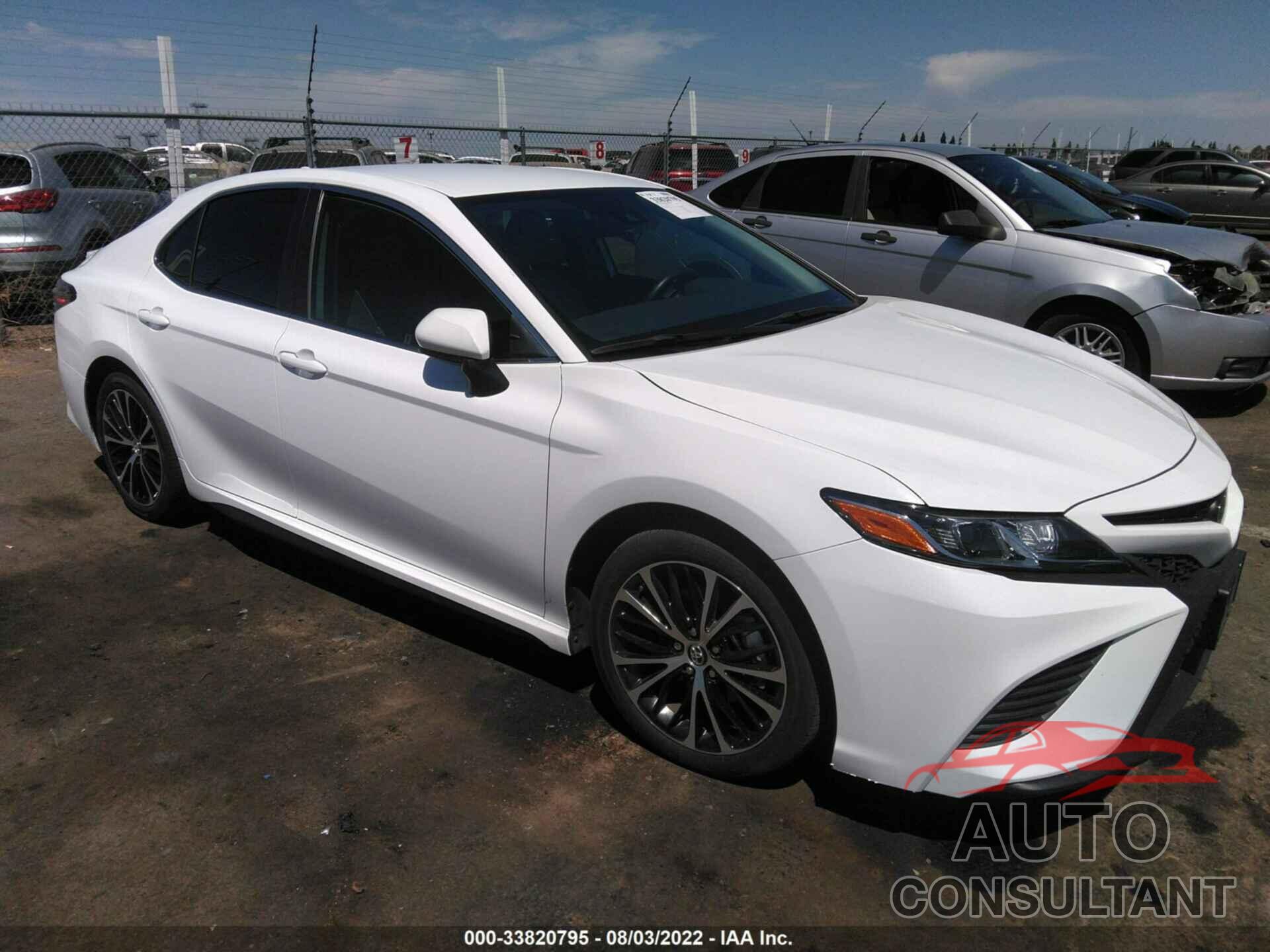 TOYOTA CAMRY 2019 - 4T1B11HK9KU742986