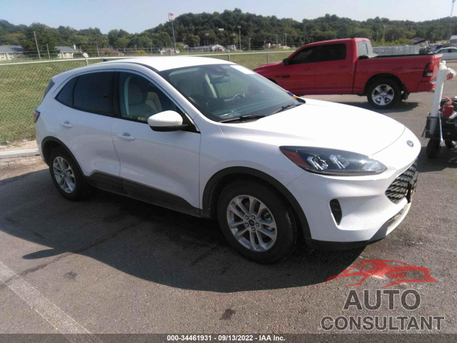 FORD ESCAPE 2021 - 1FMCU0BZ3MUA67506