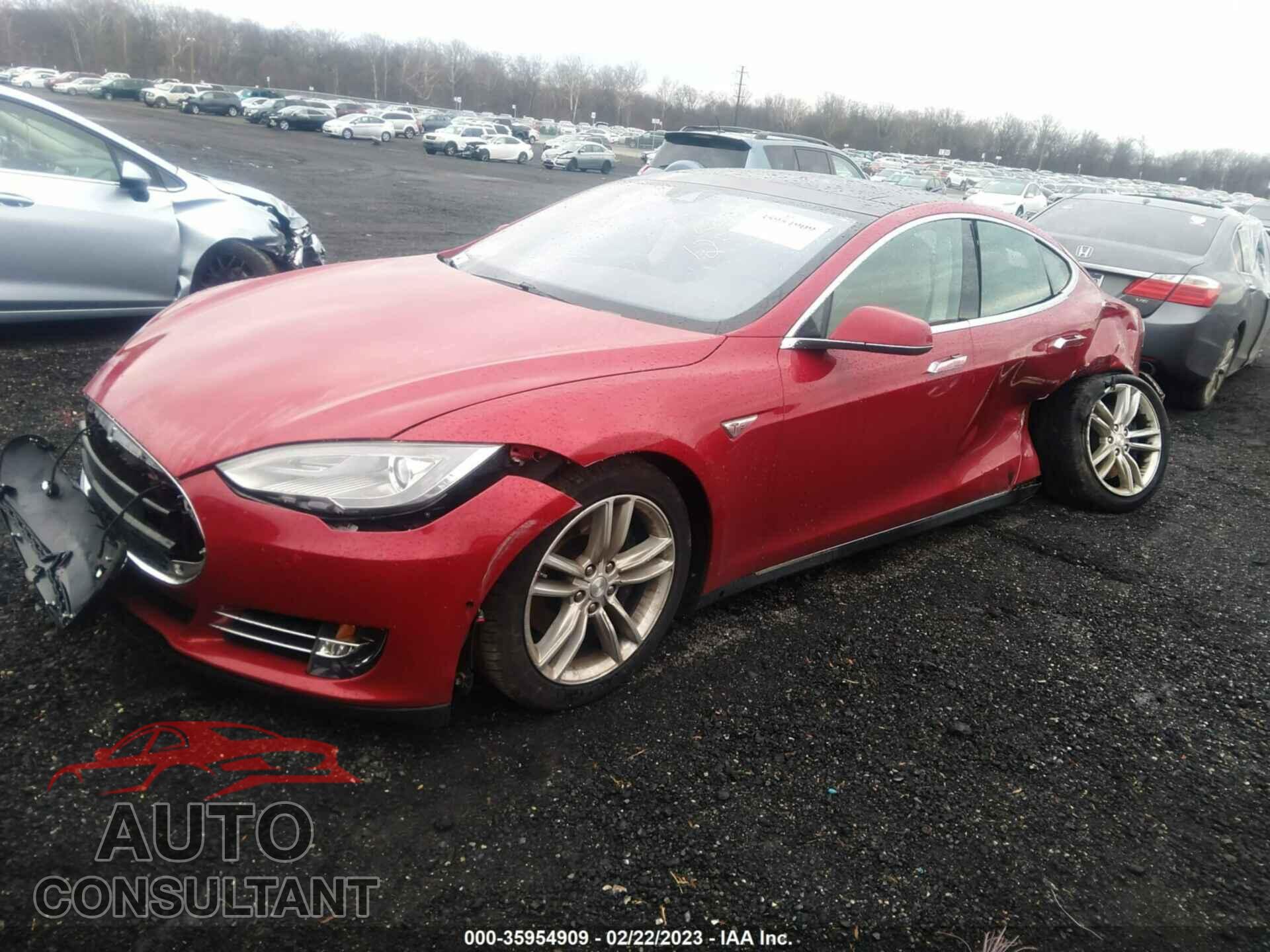 TESLA MODEL S 2015 - 5YJSA1E23FF103705