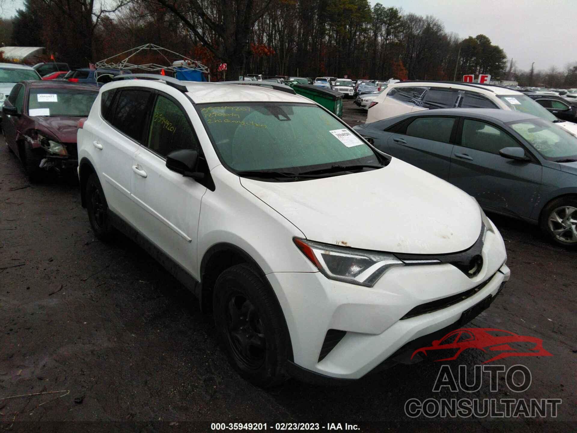 TOYOTA RAV4 2018 - JTMBFREV1JJ194209